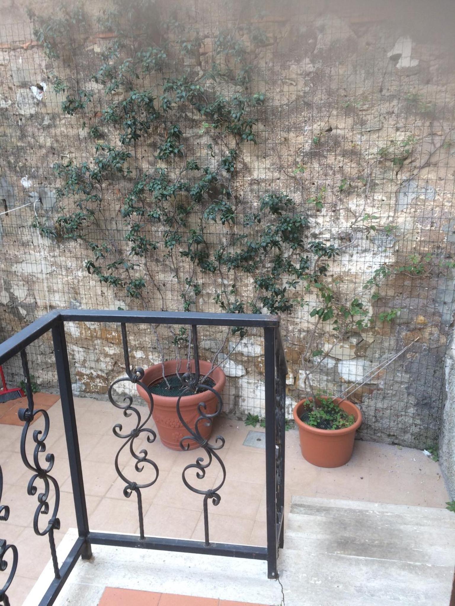 WHOLE HOLIDAY HOME APARTMENT FANTASTIC CIVITAVECCHIA da Pamino & Priscilla con due Camere letto!