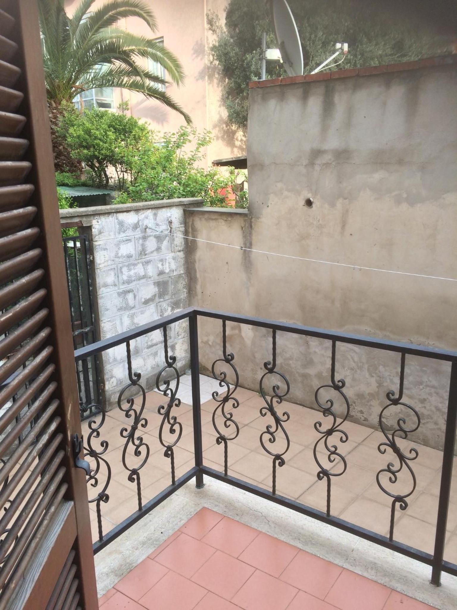 WHOLE HOLIDAY HOME APARTMENT FANTASTIC CIVITAVECCHIA da Pamino & Priscilla con due Camere letto!