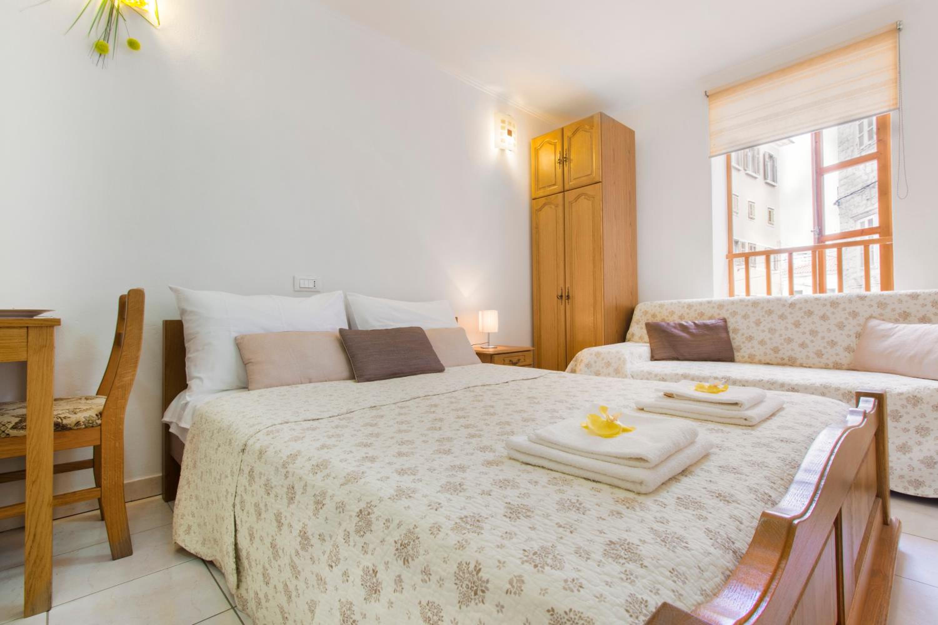 Top City Center Apartments view 4