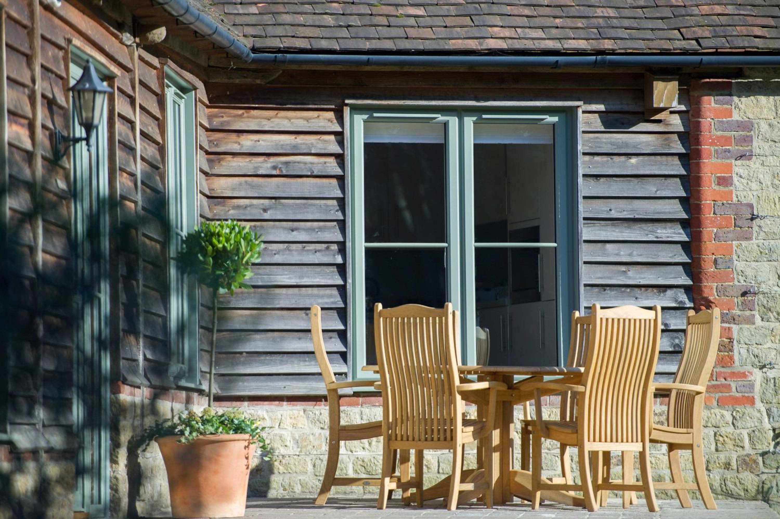 Cowdray Holiday Cottages view 5