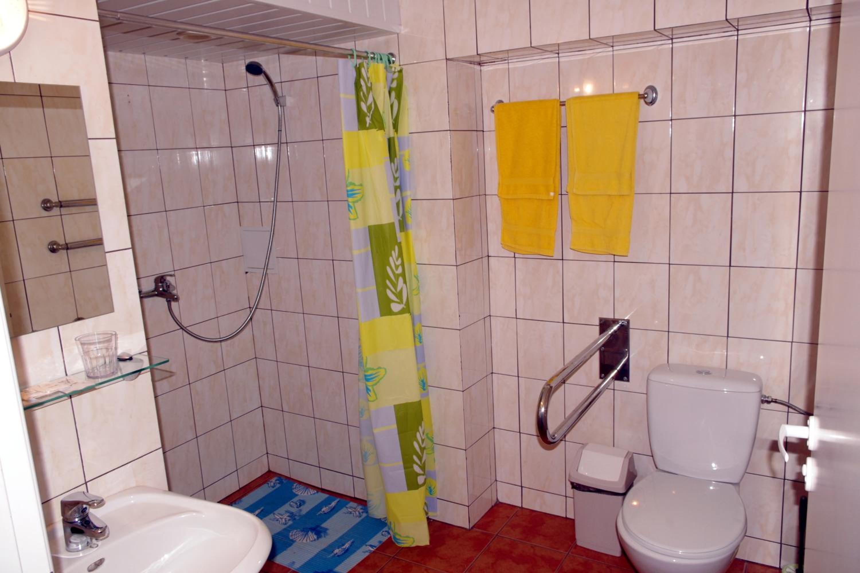 Photo 34