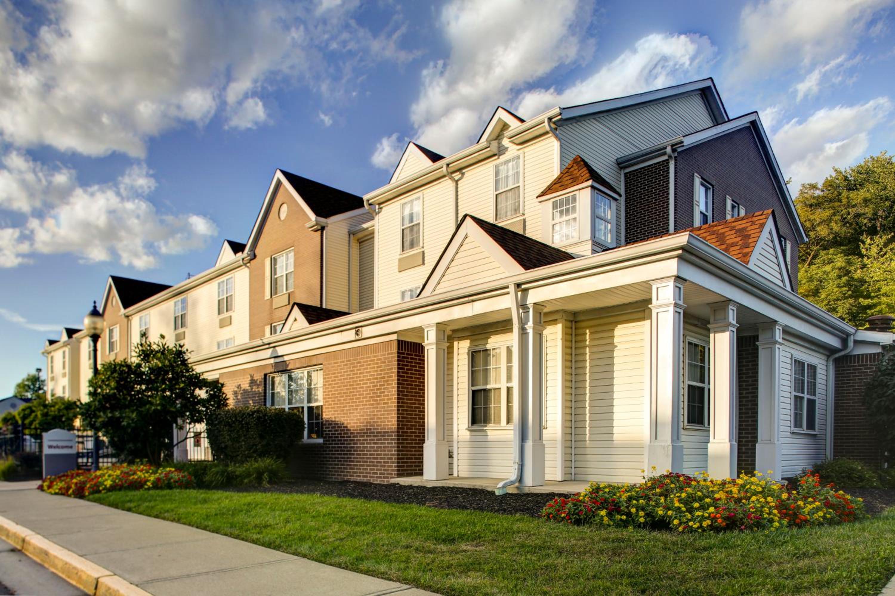 Covington Vacations - Hawthorn Extended Stay by Wyndham Cincinnati NE Mason - Property Image 1