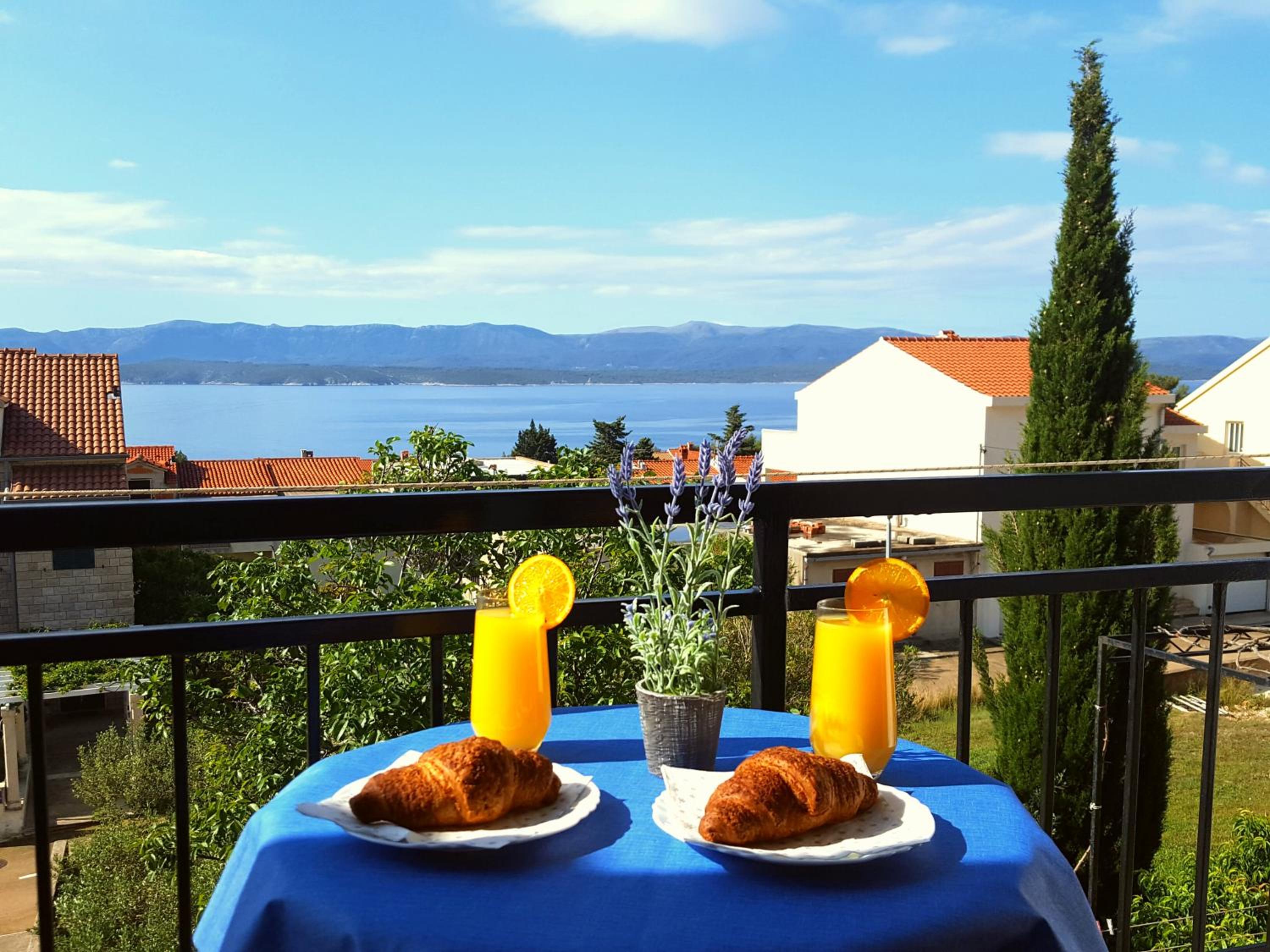 Hotel Apartmani Bezma - Image 1