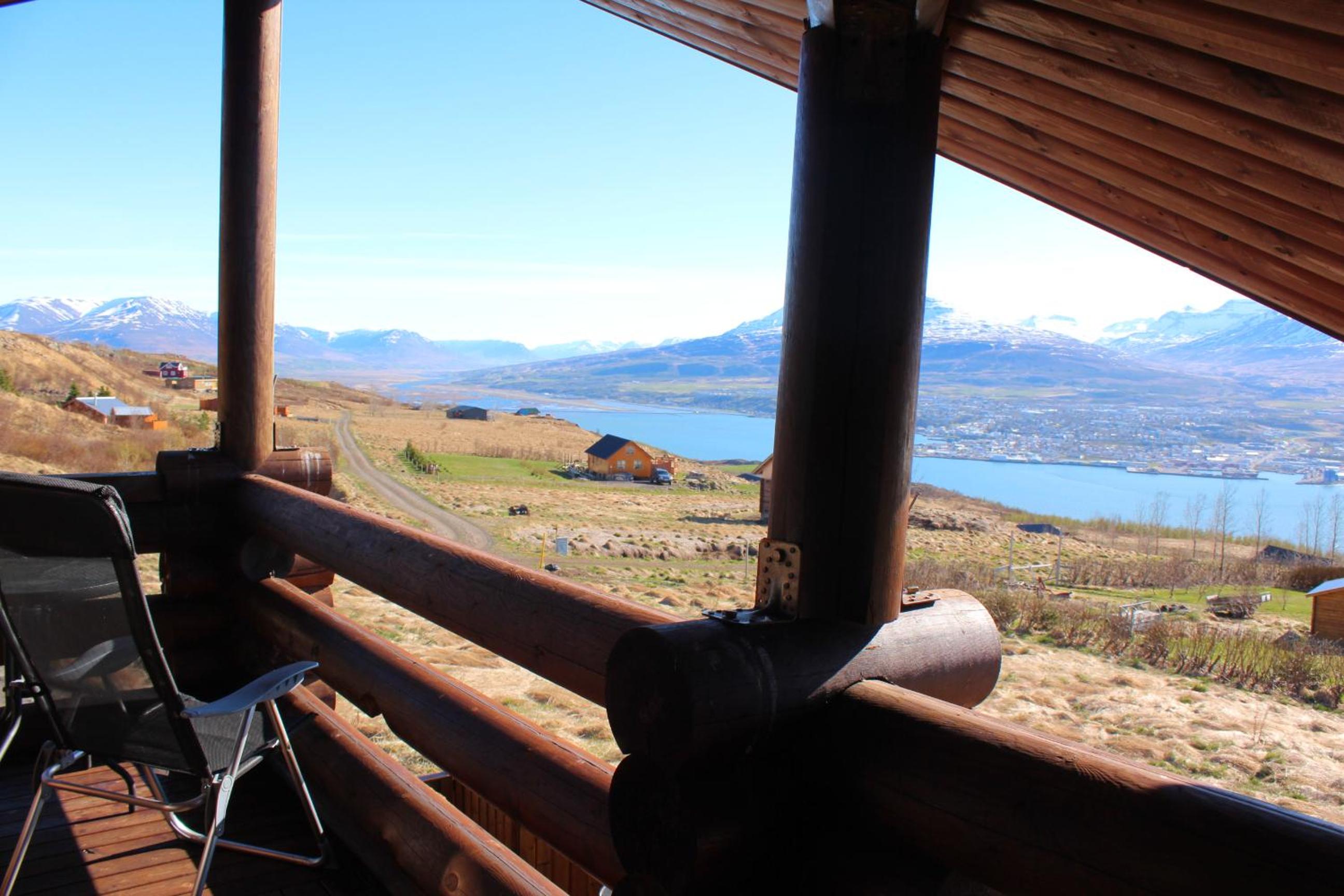 Akureyri Log Cabin