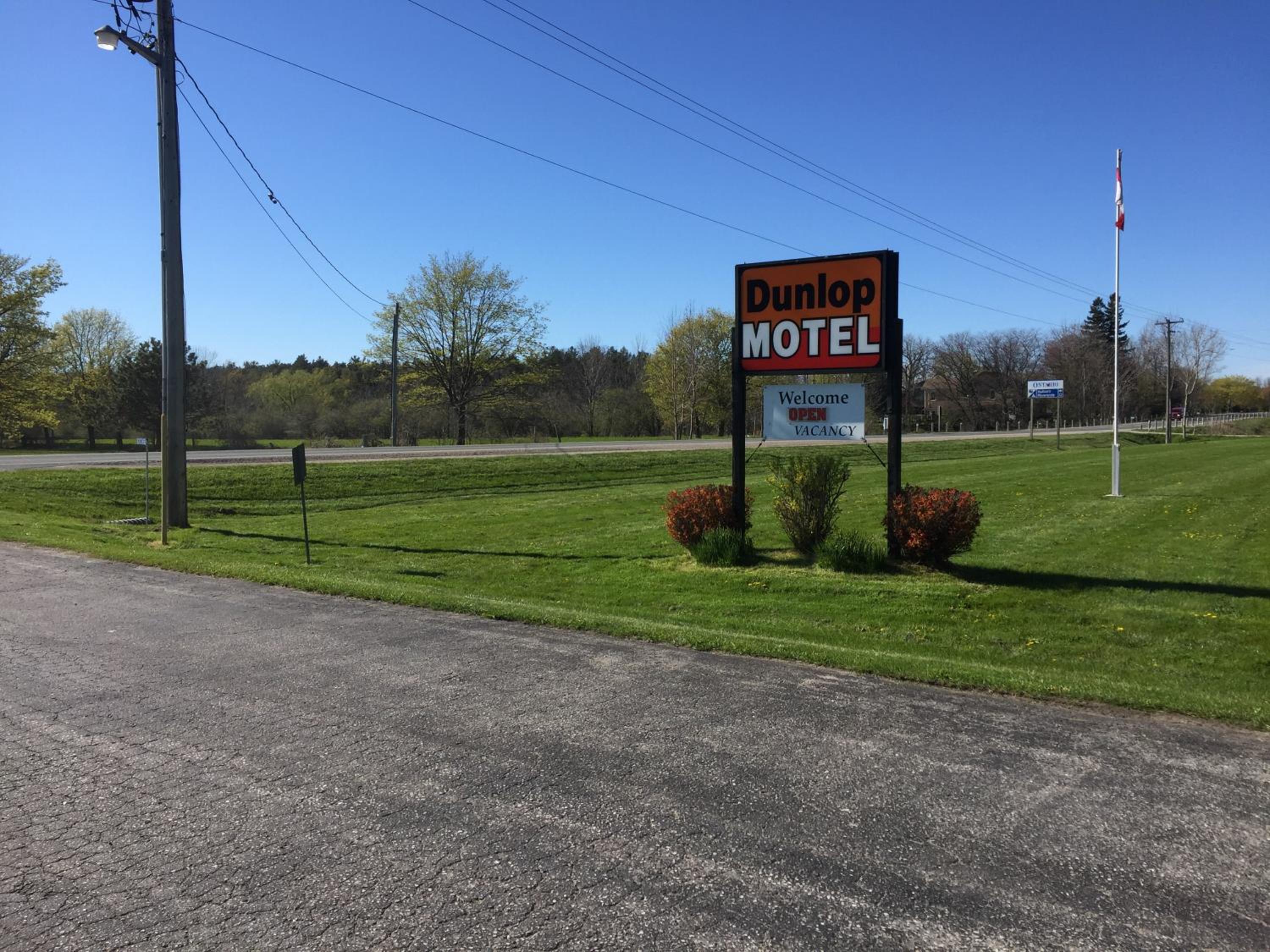Dunlop Motel