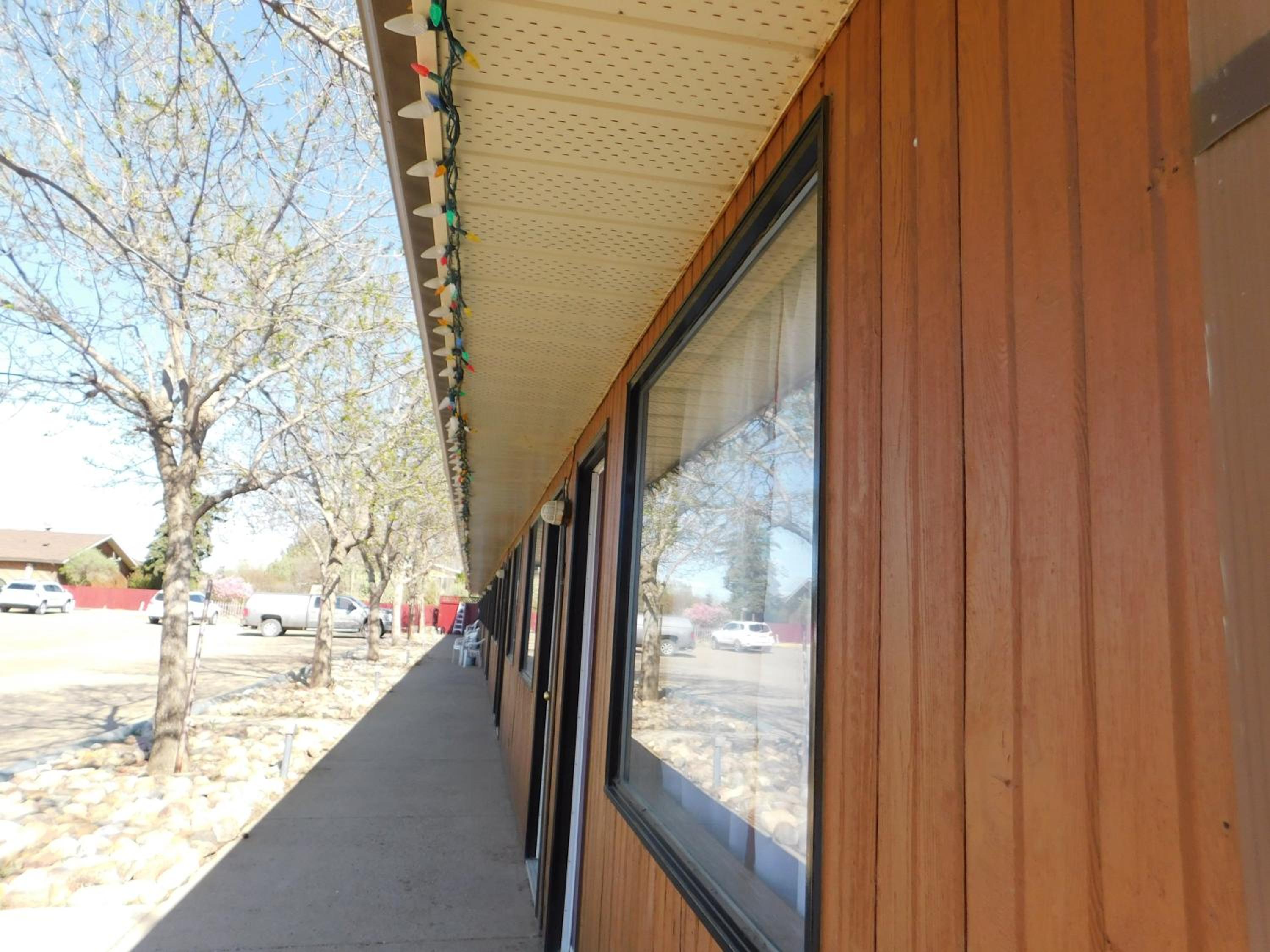 Cedar Villa Motel