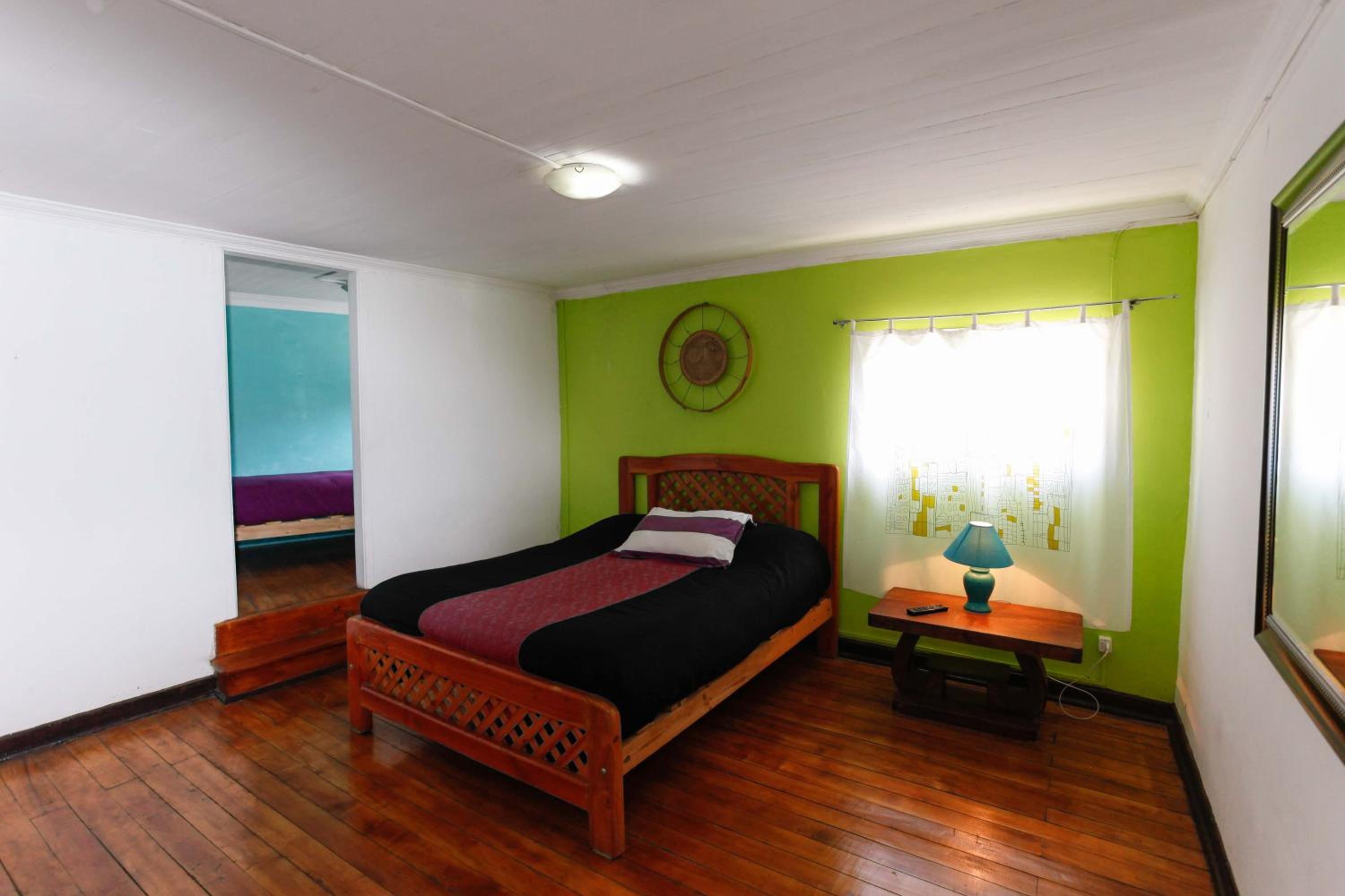 Casa Violeta Limón