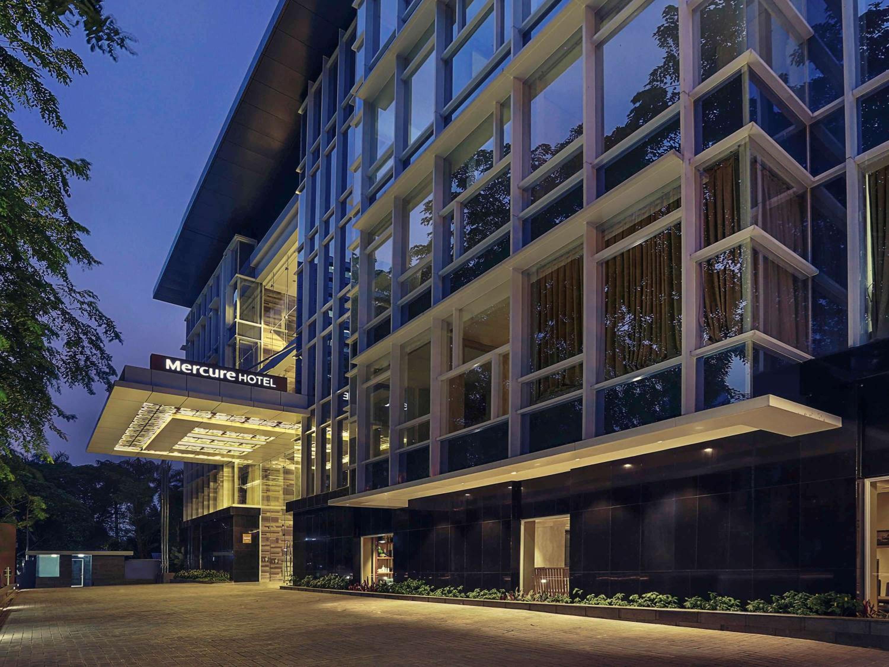 Hotel Mercure Jakarta Sabang - Image 1