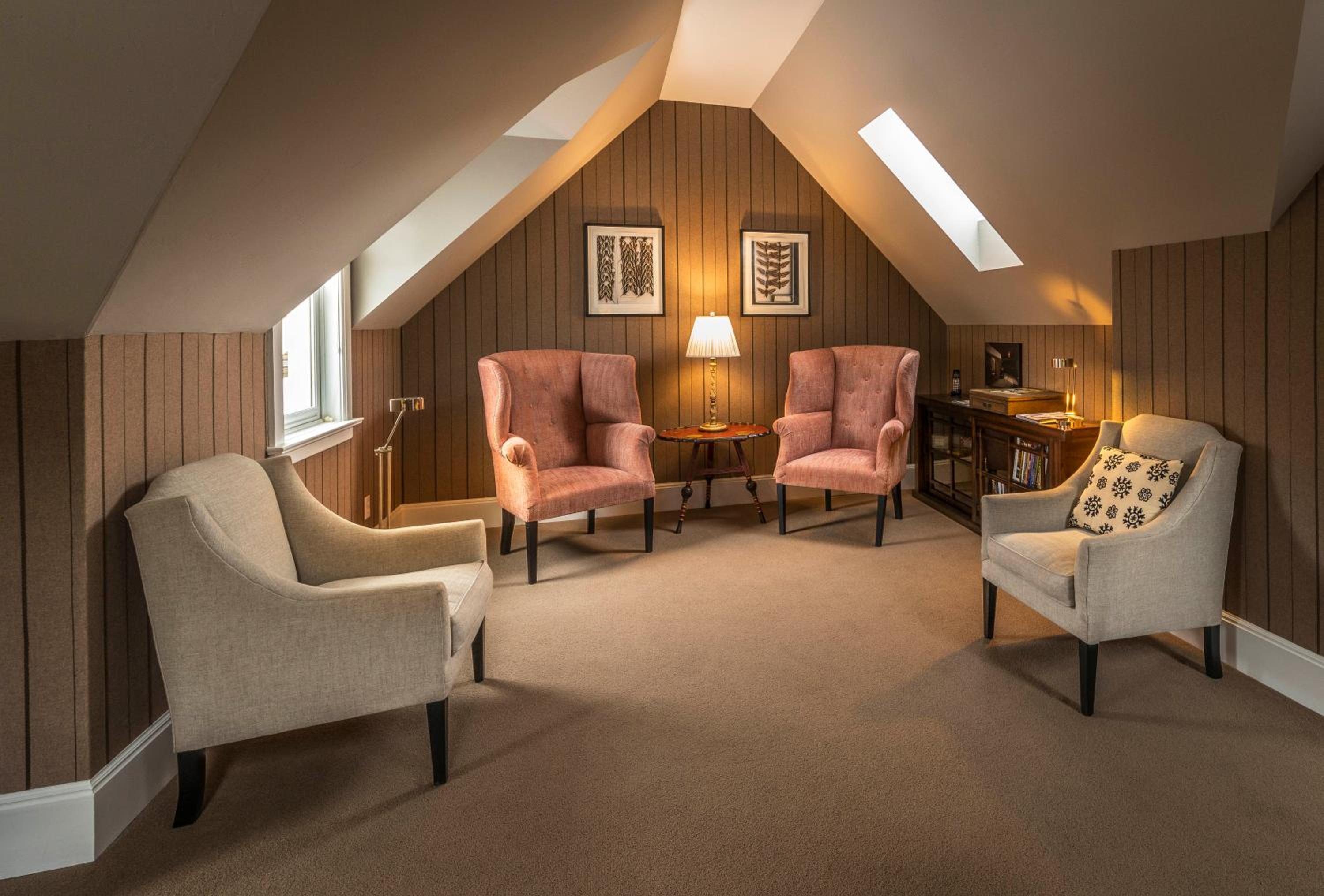 Dunton Town House Hotel view 4