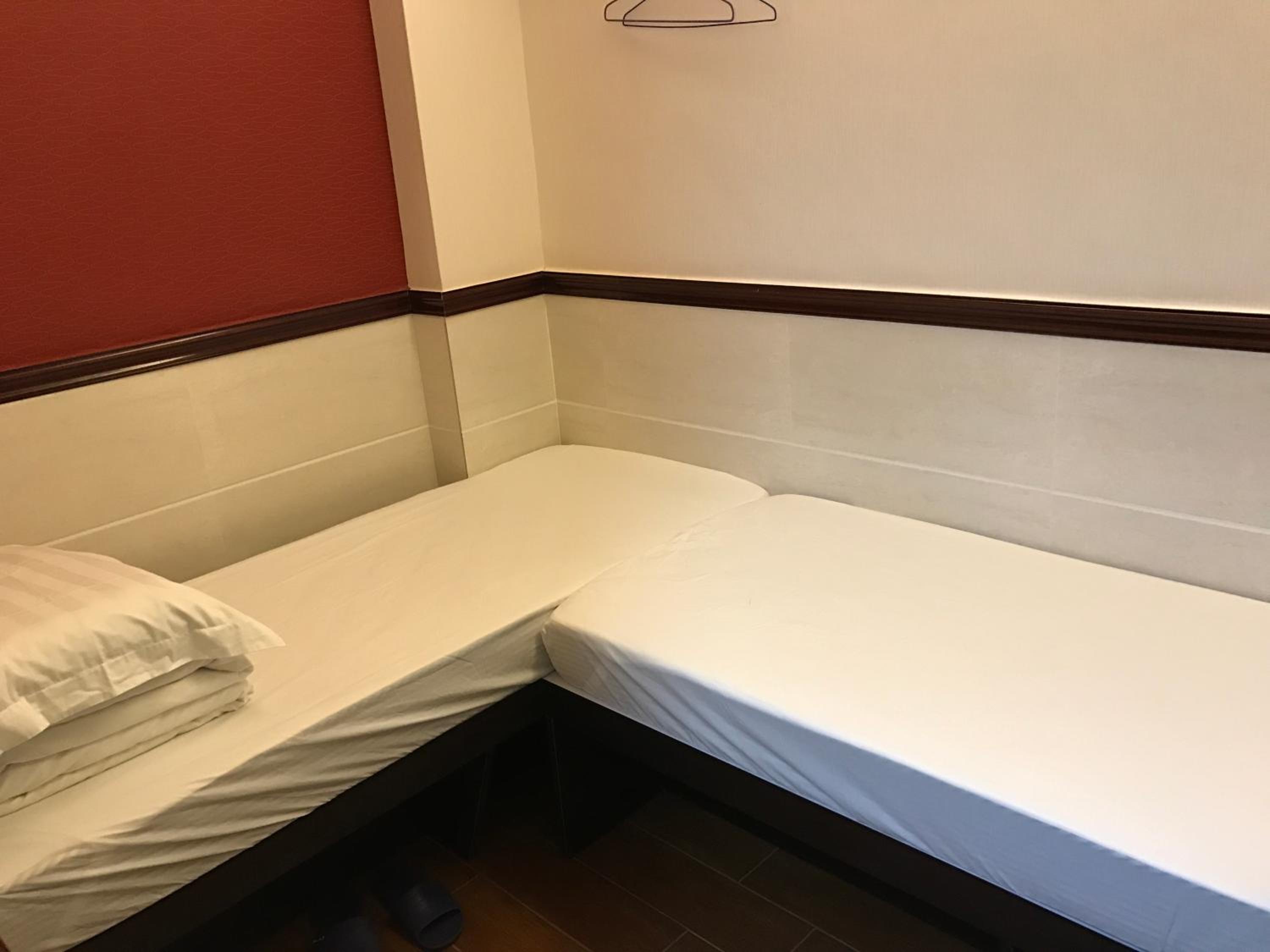 Lap Shun Hostel