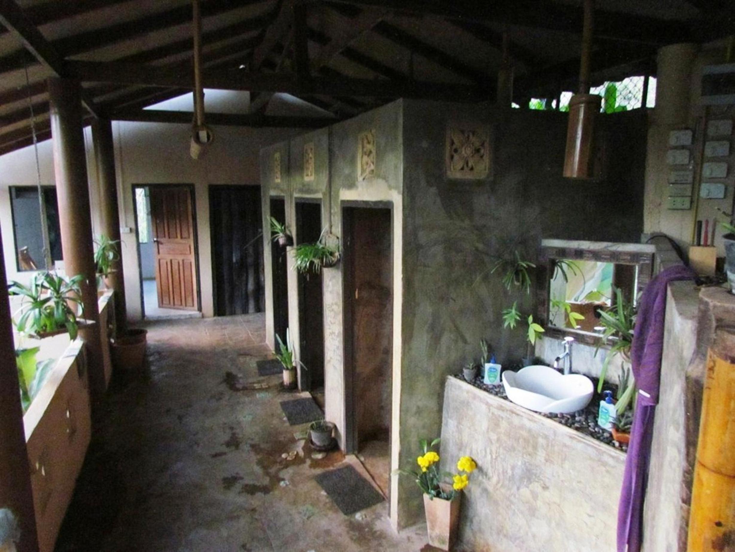 Photo 43