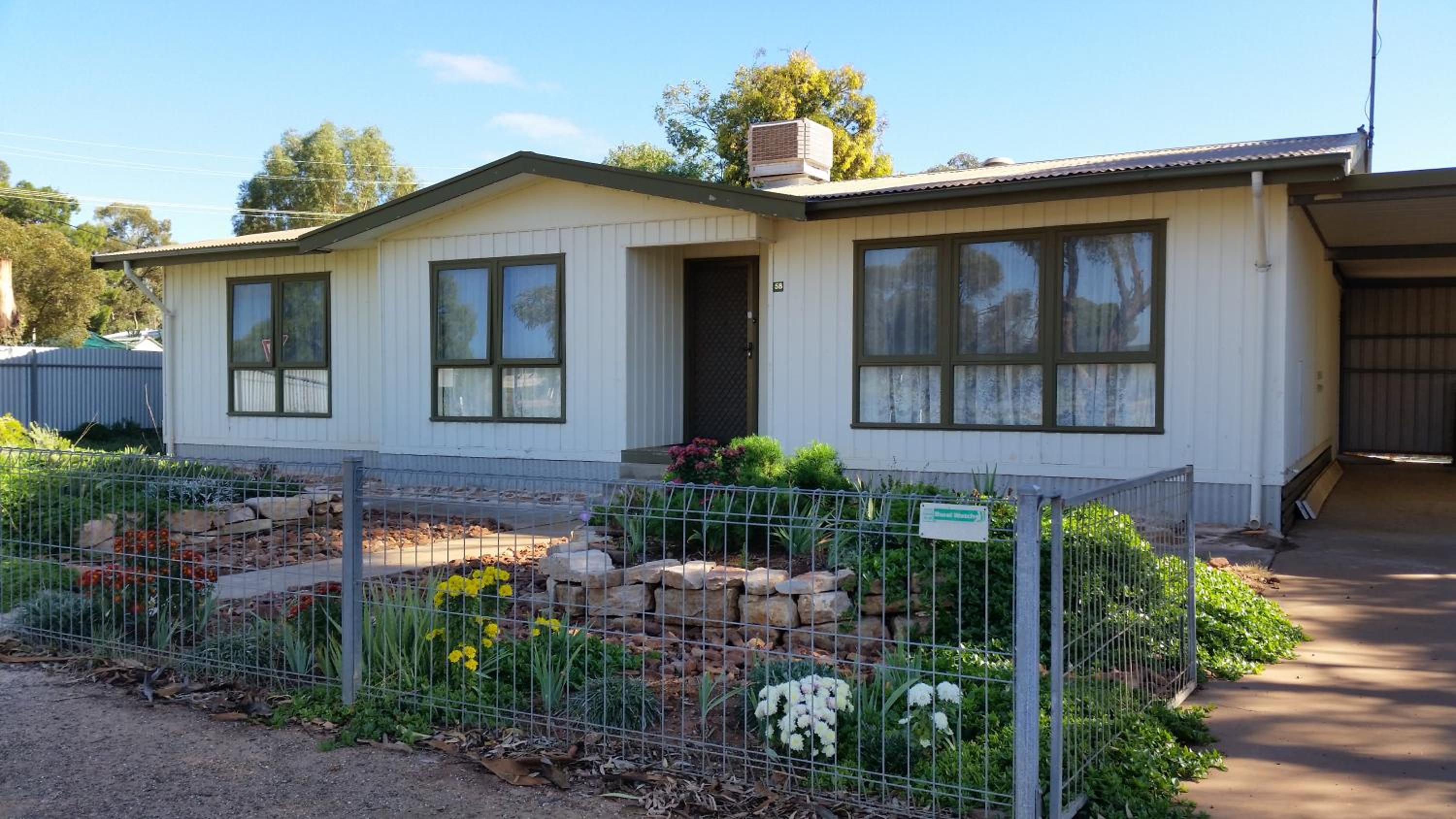 The Quorn-er House