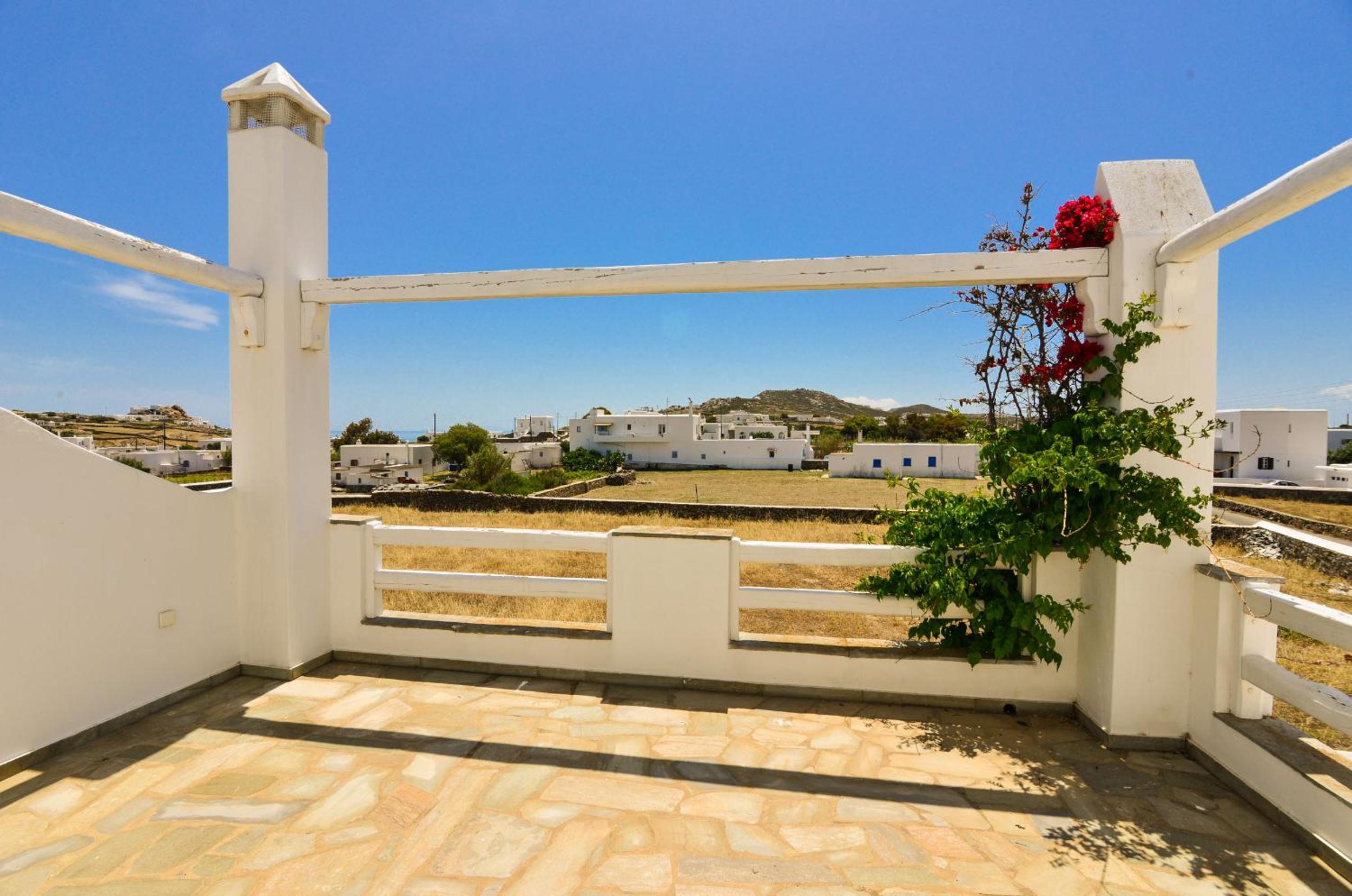 Relaxing Mykonos