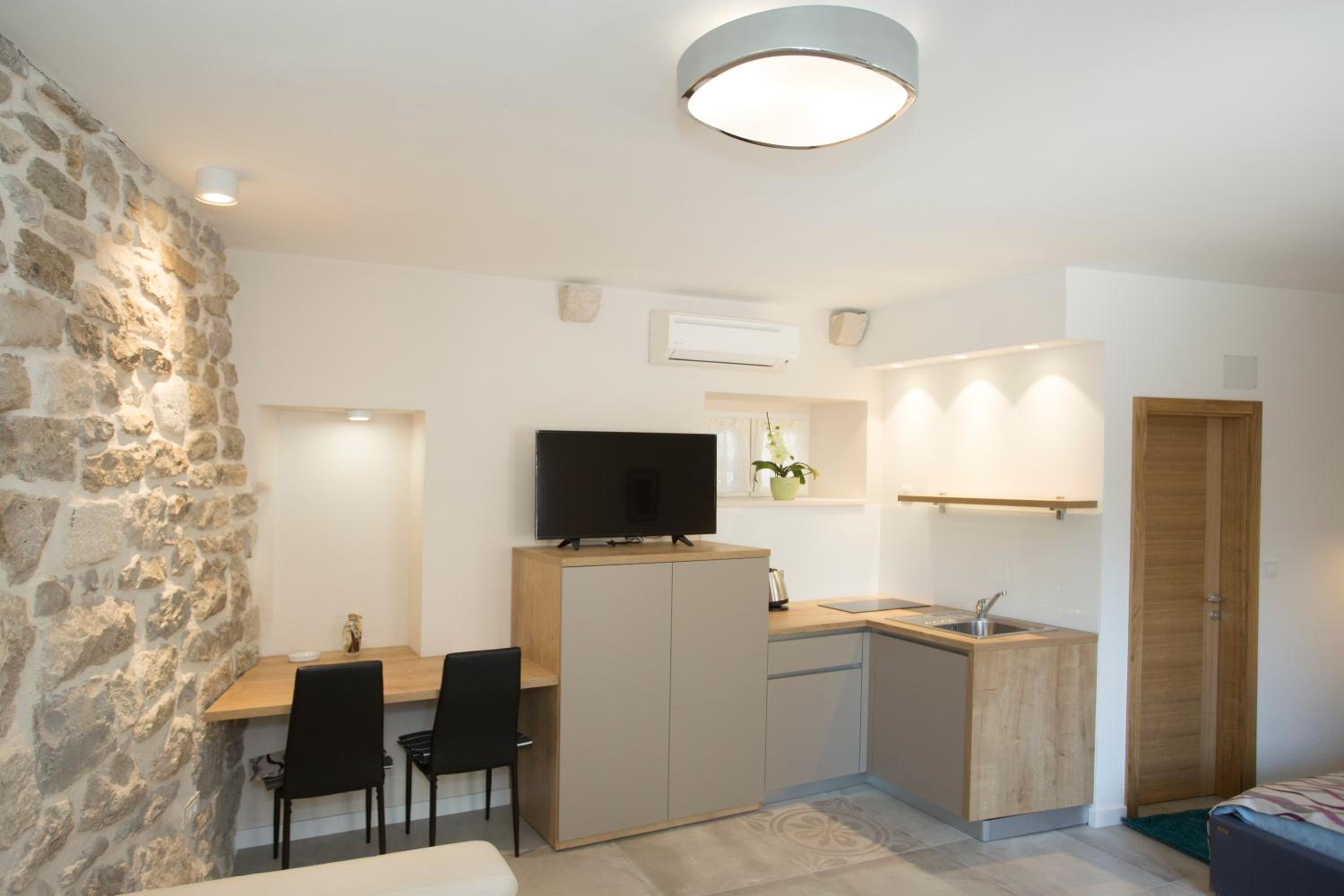 Situs Residence