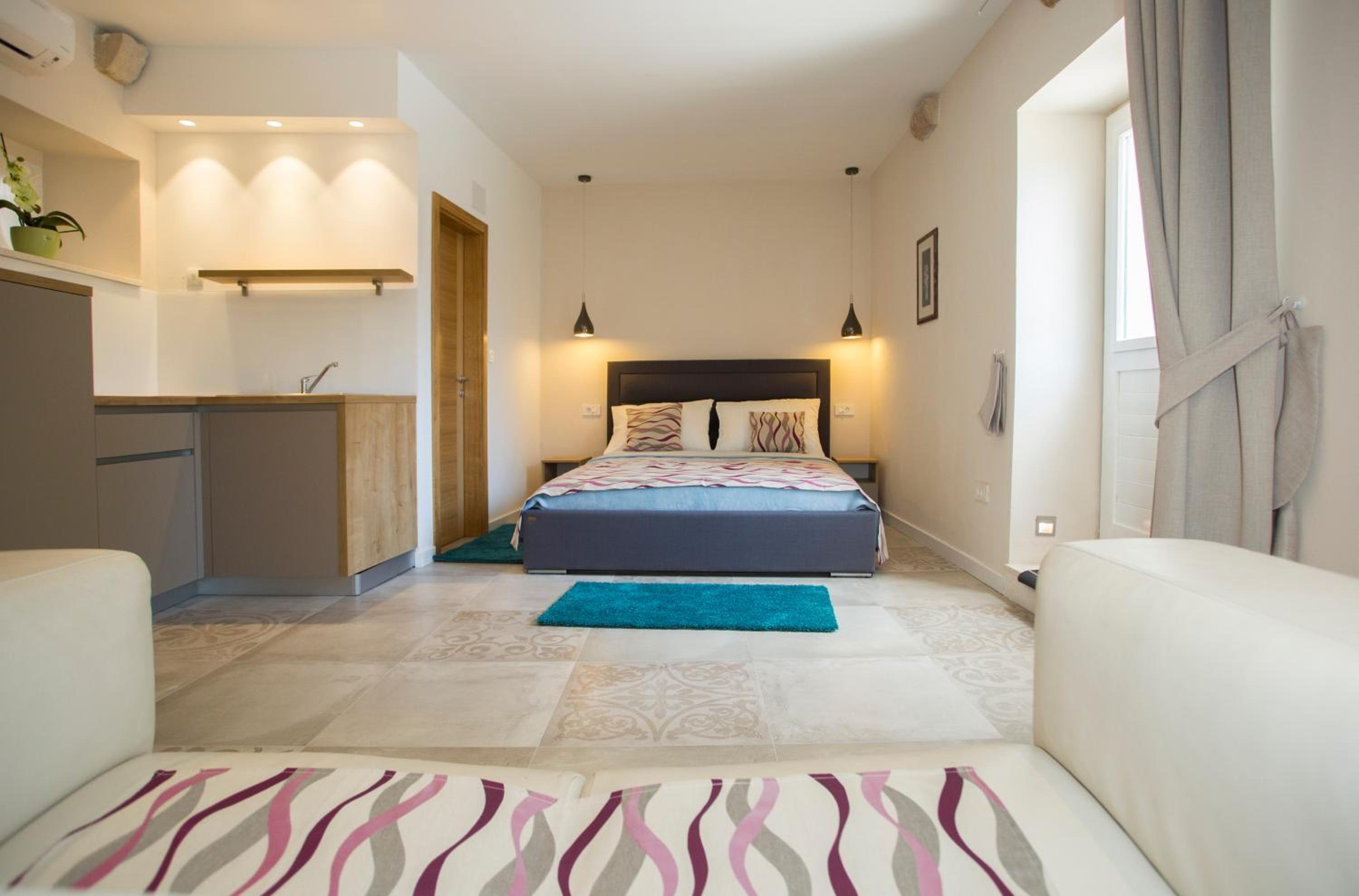 Situs Residence