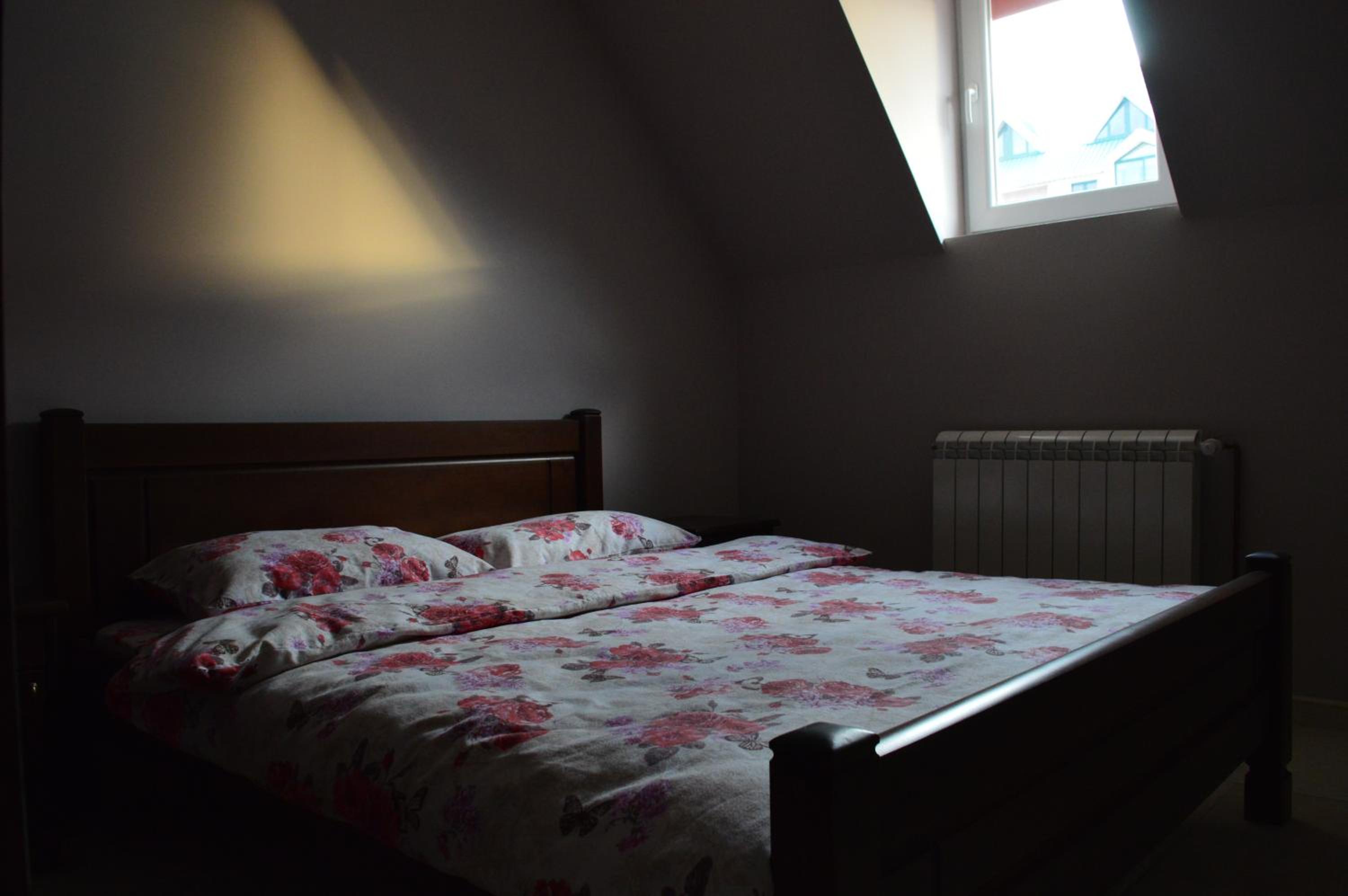Photo 33