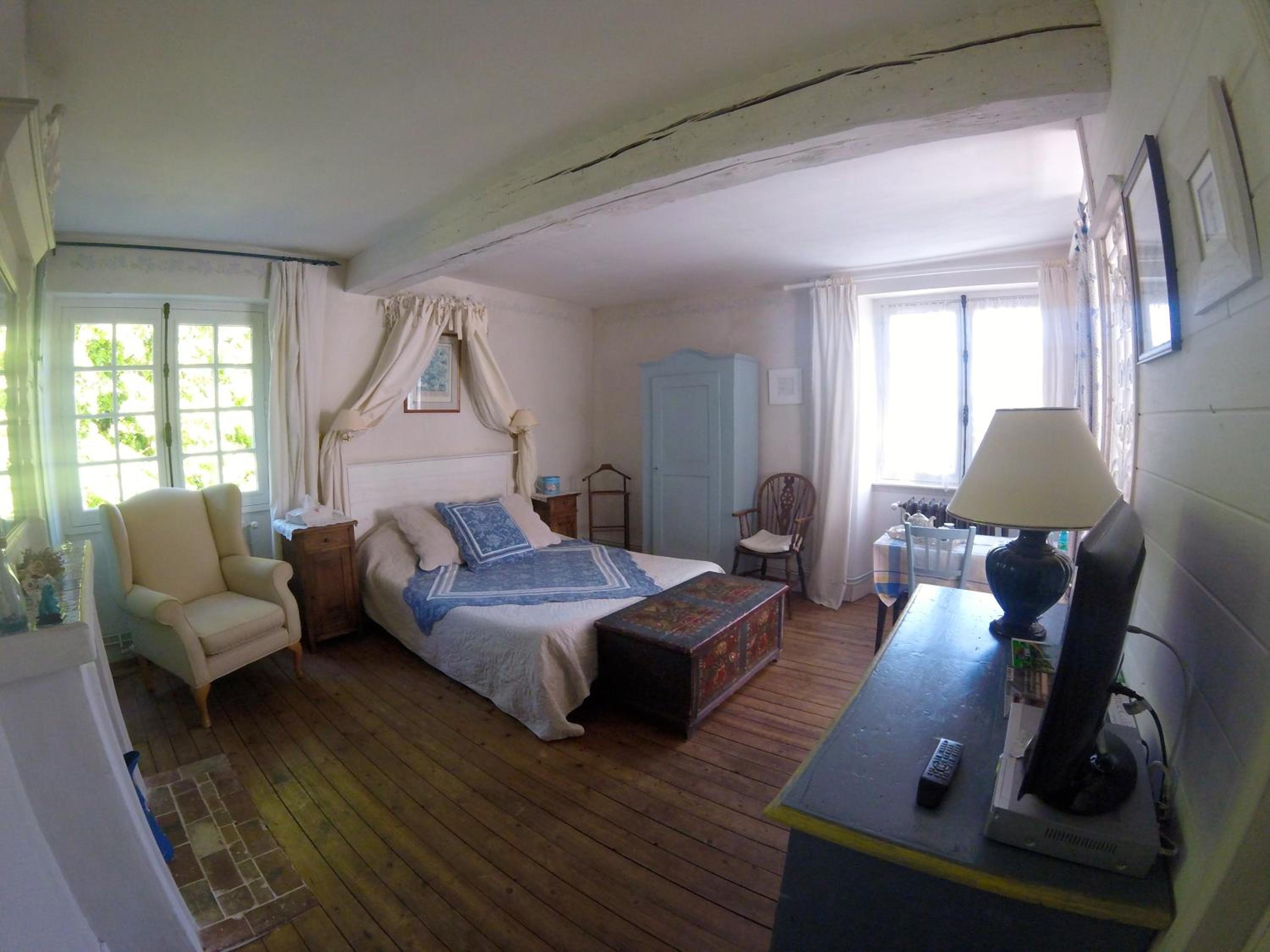 Clos de la Rose view 4