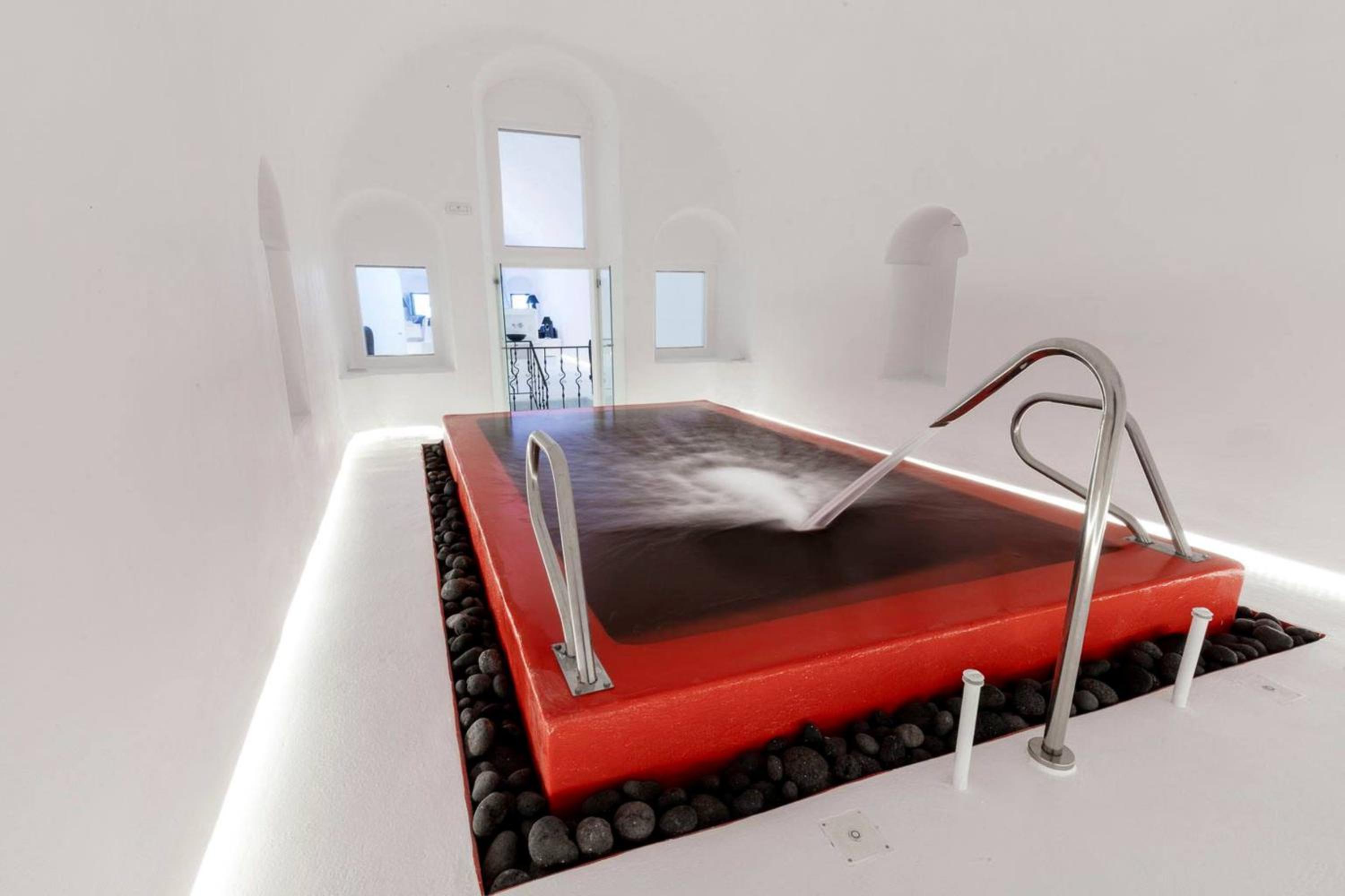 Opera Mansion Santorini