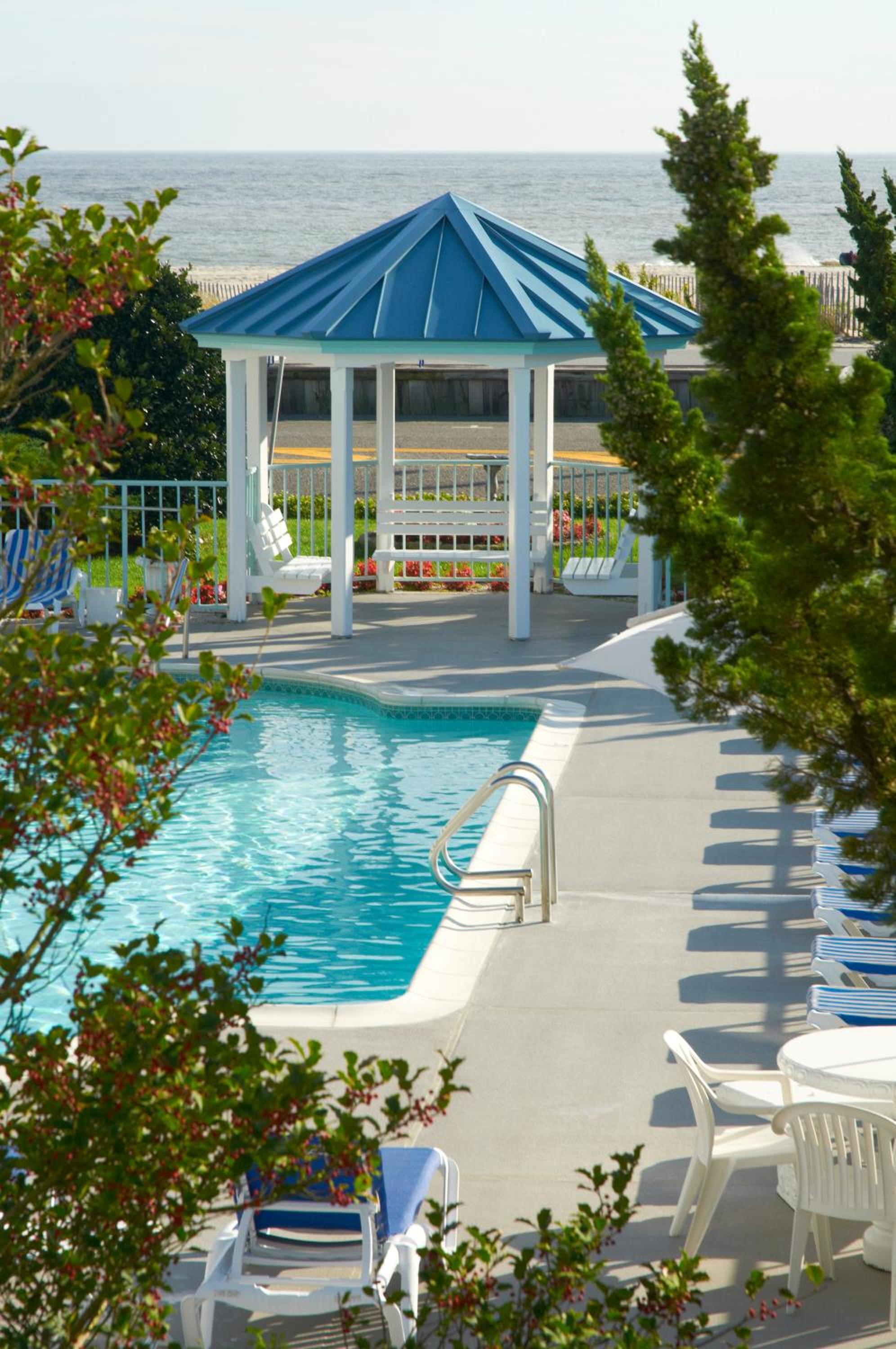 Sea Crest Inn view 4