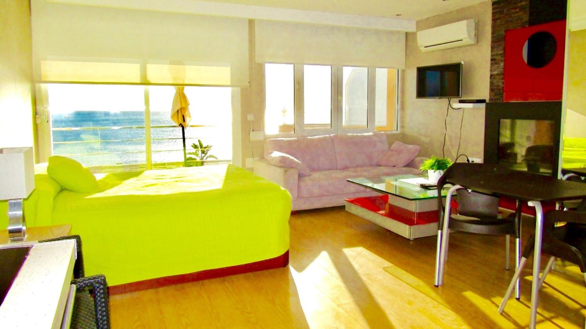 Carihuela Beach Apartamentos