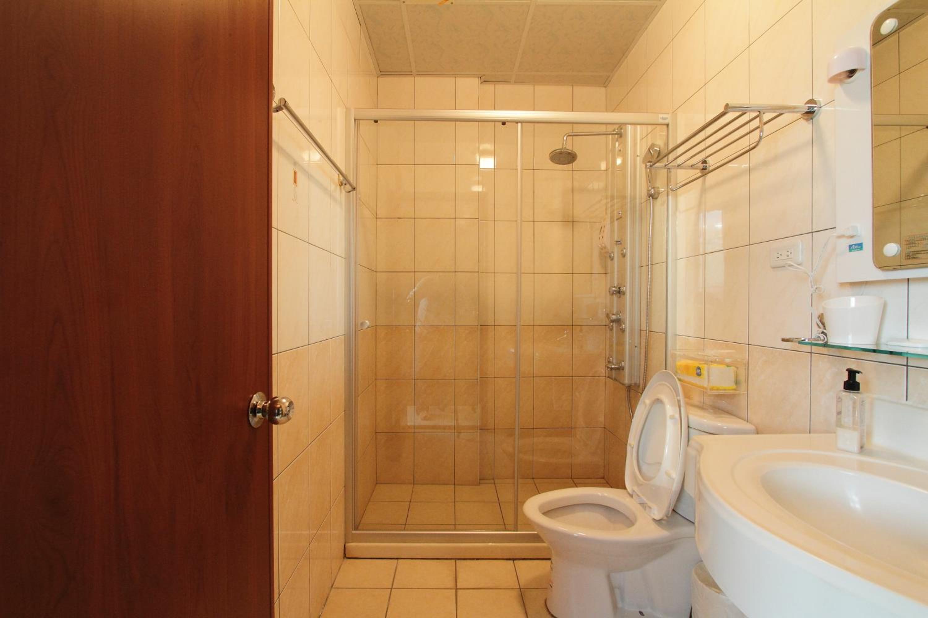 Photo 12
