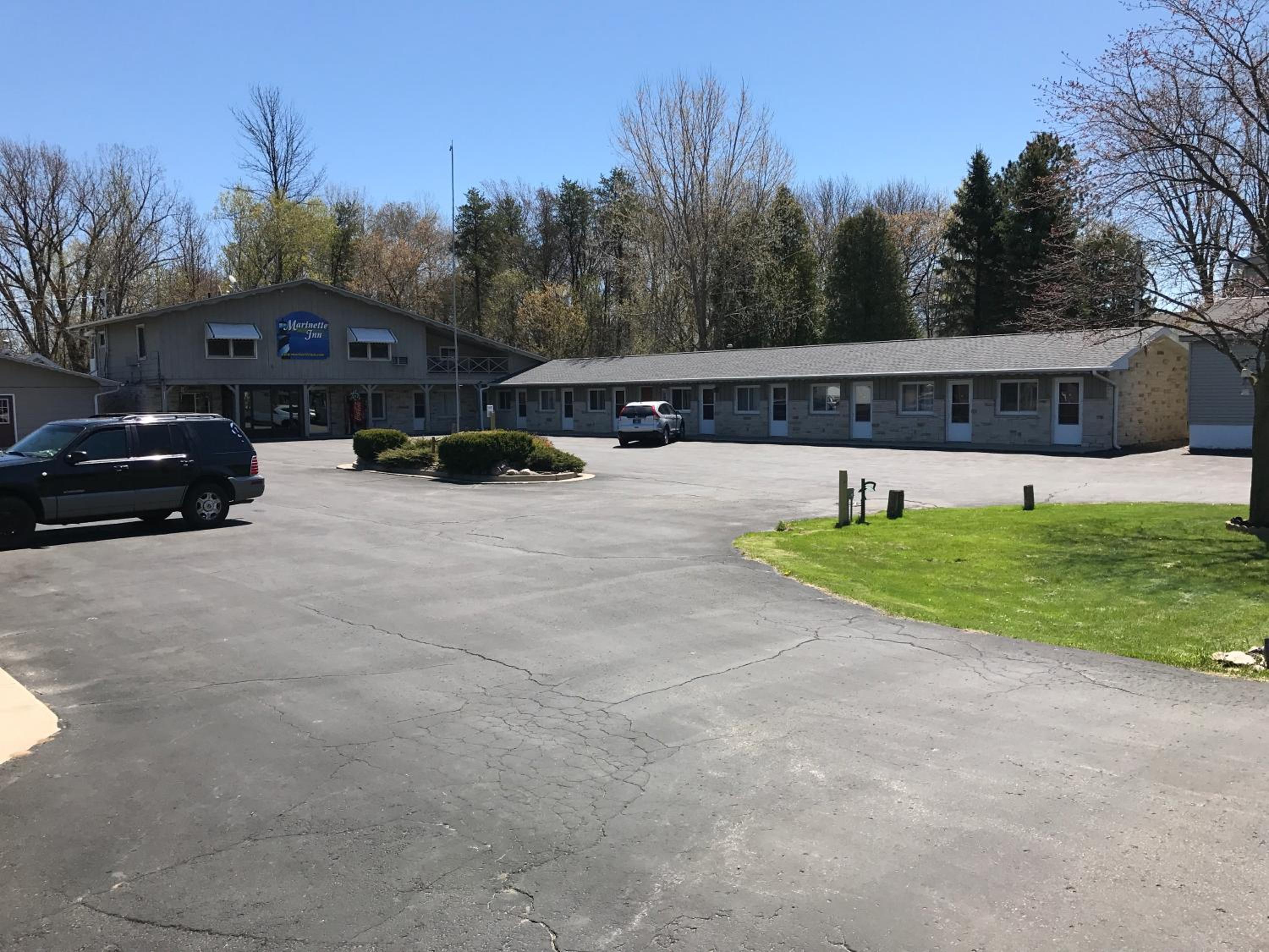 Marinette Inn