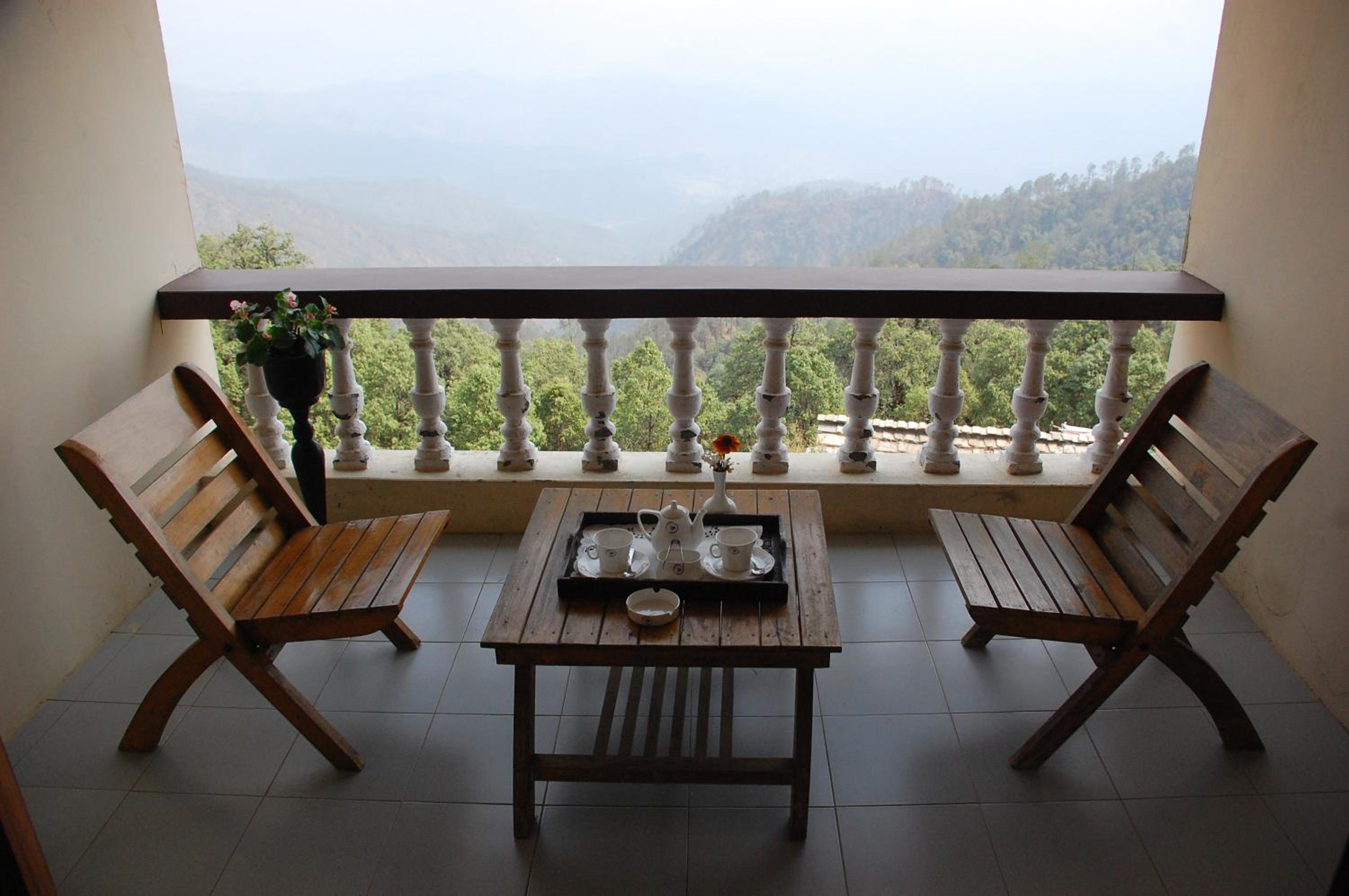Tree of Life Grand Oak Manor Binsar