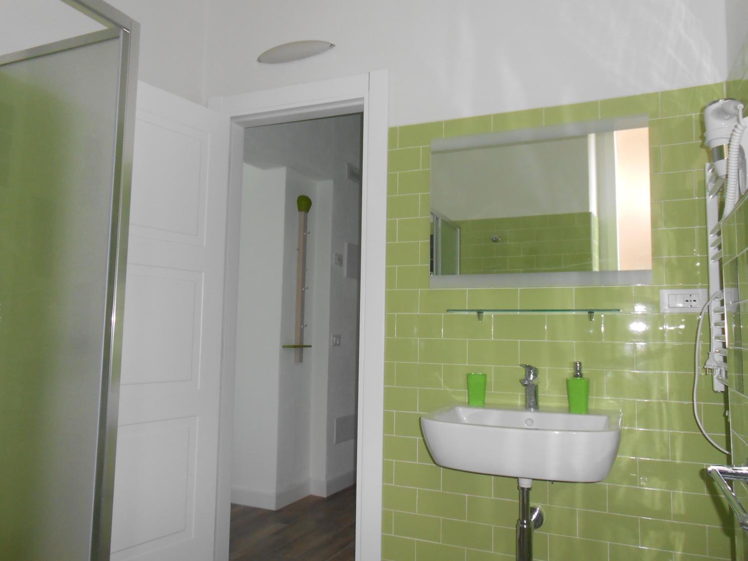 Colors of Cinque Terre - Guest House