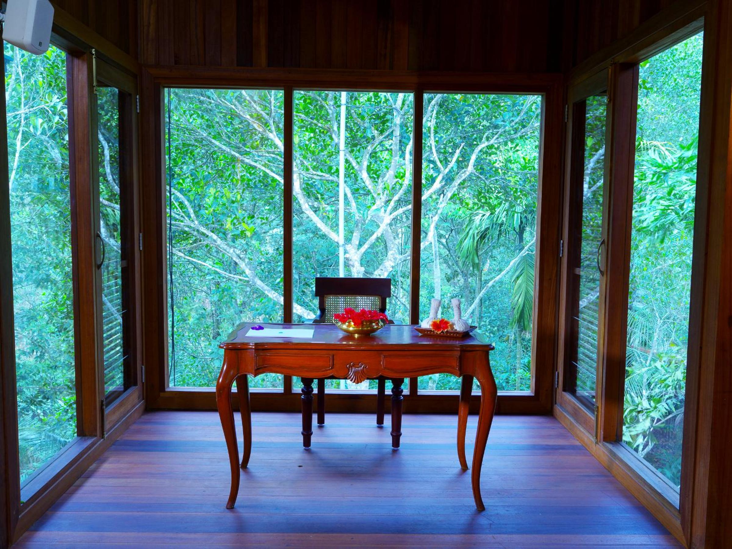 Thekkady Vacations - Niraamaya Retreats Cardamom Club - Property Image 11