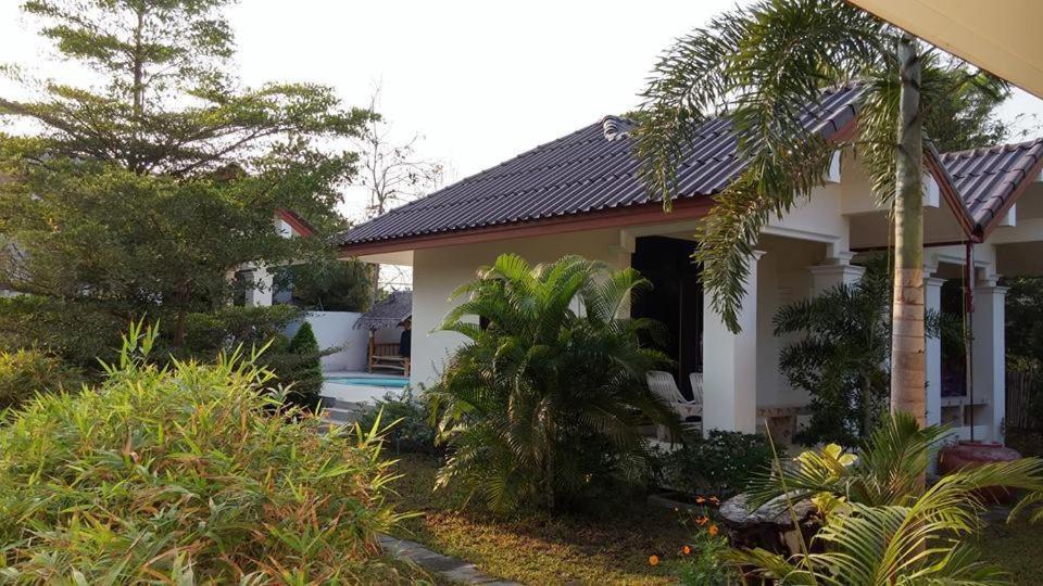 Hotel Bamboo Resort - Image 1