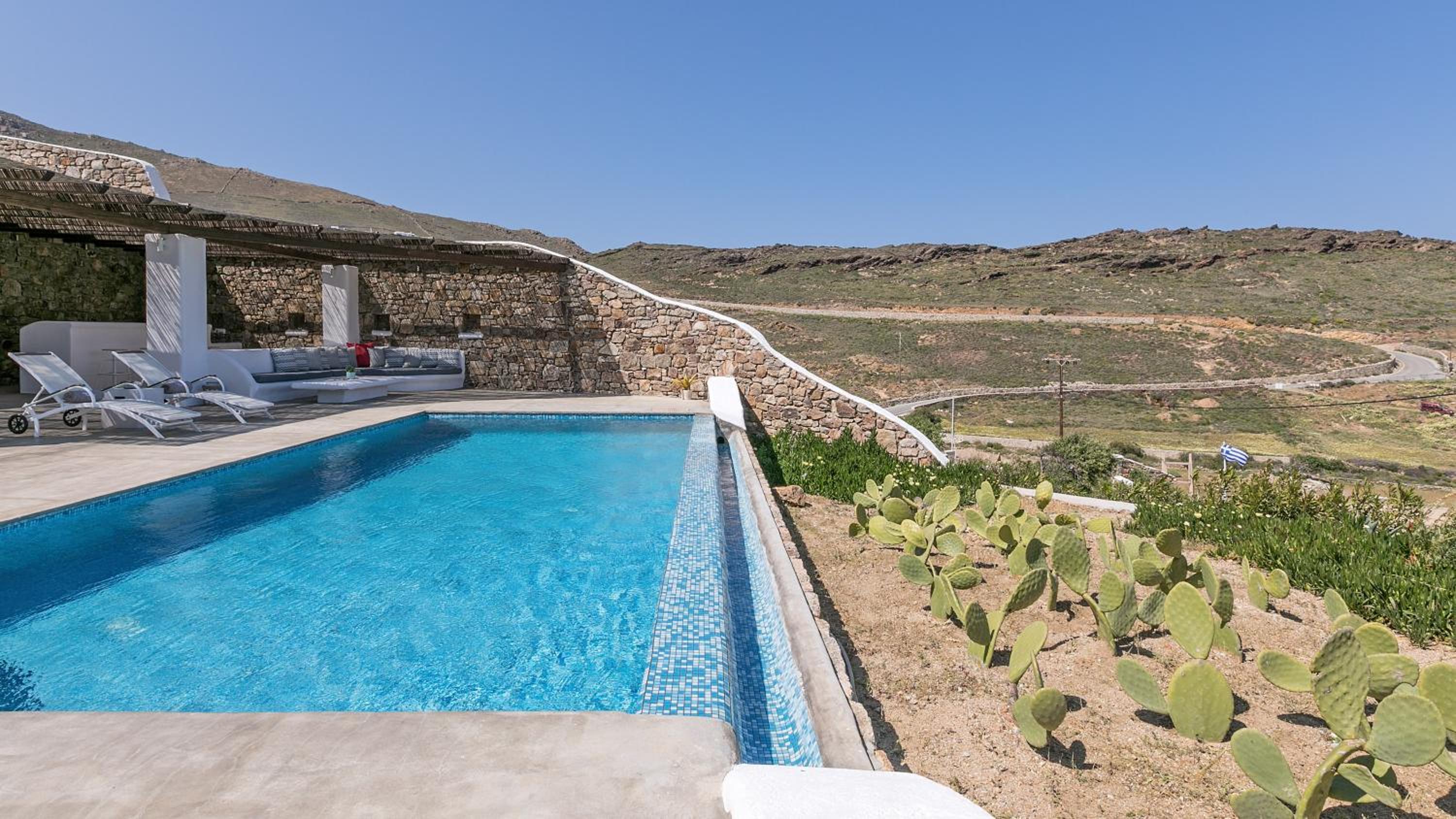 Mykonos Panormos Villas & Suites