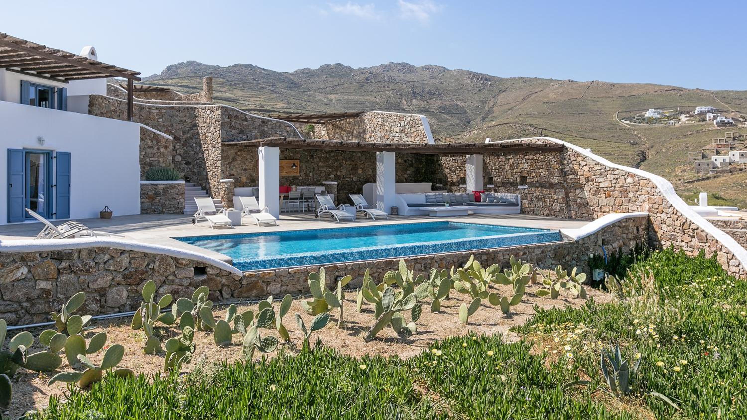 Mykonos Panormos Villas & Suites