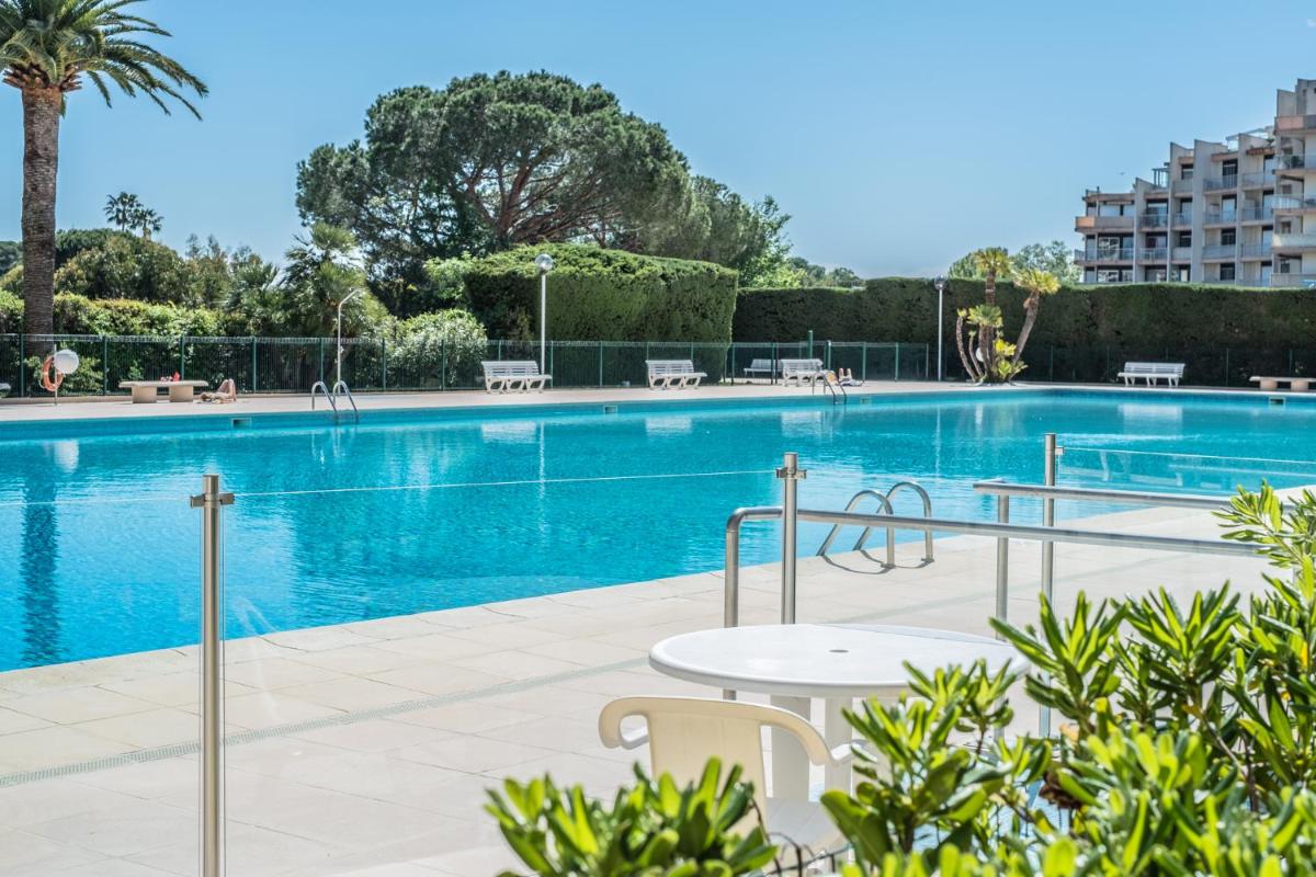 Appart Hotel Mandelieu photo 4