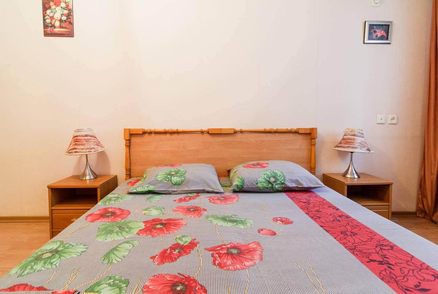 Apartment on Evreyskaya 42a
