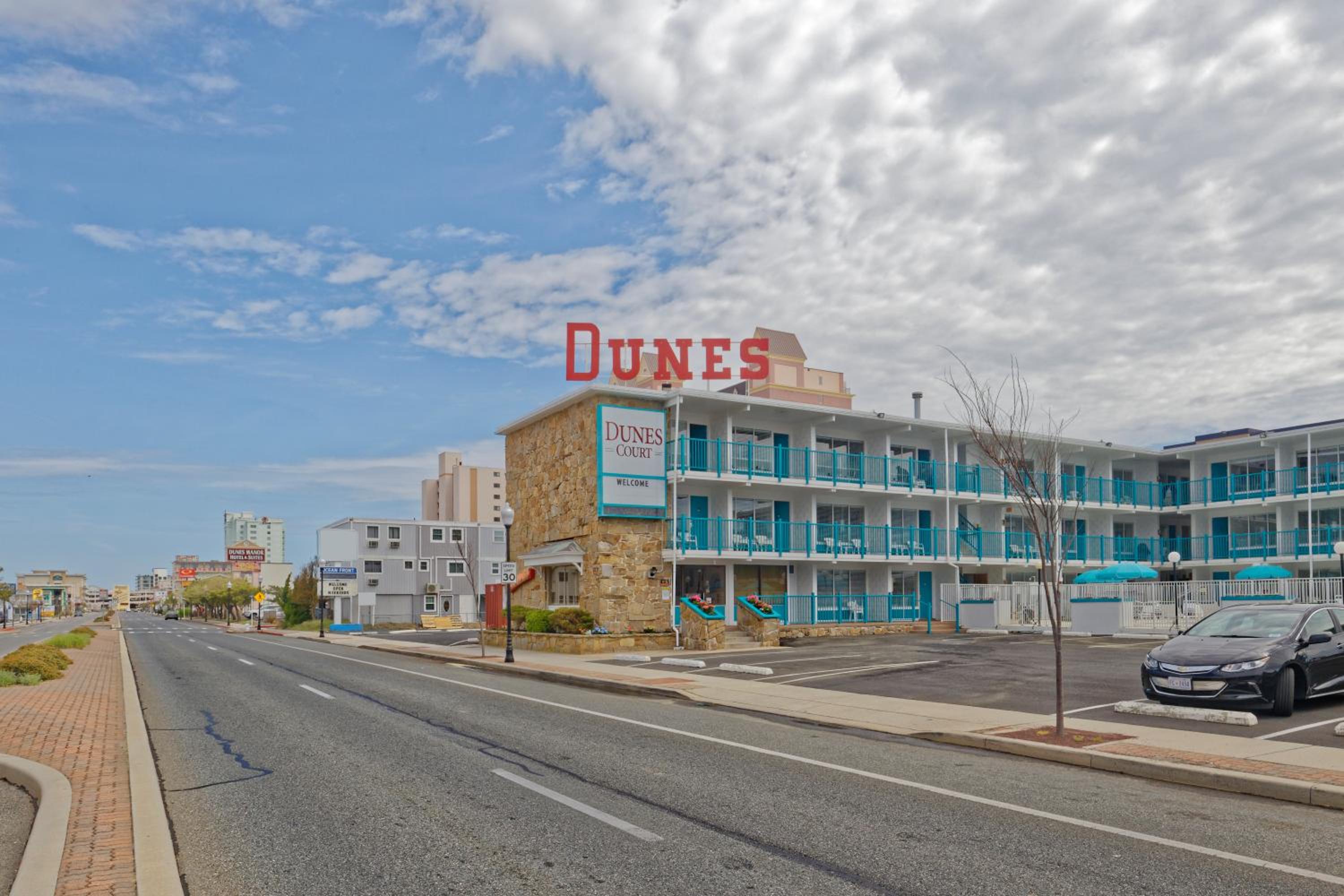 Dunes Court