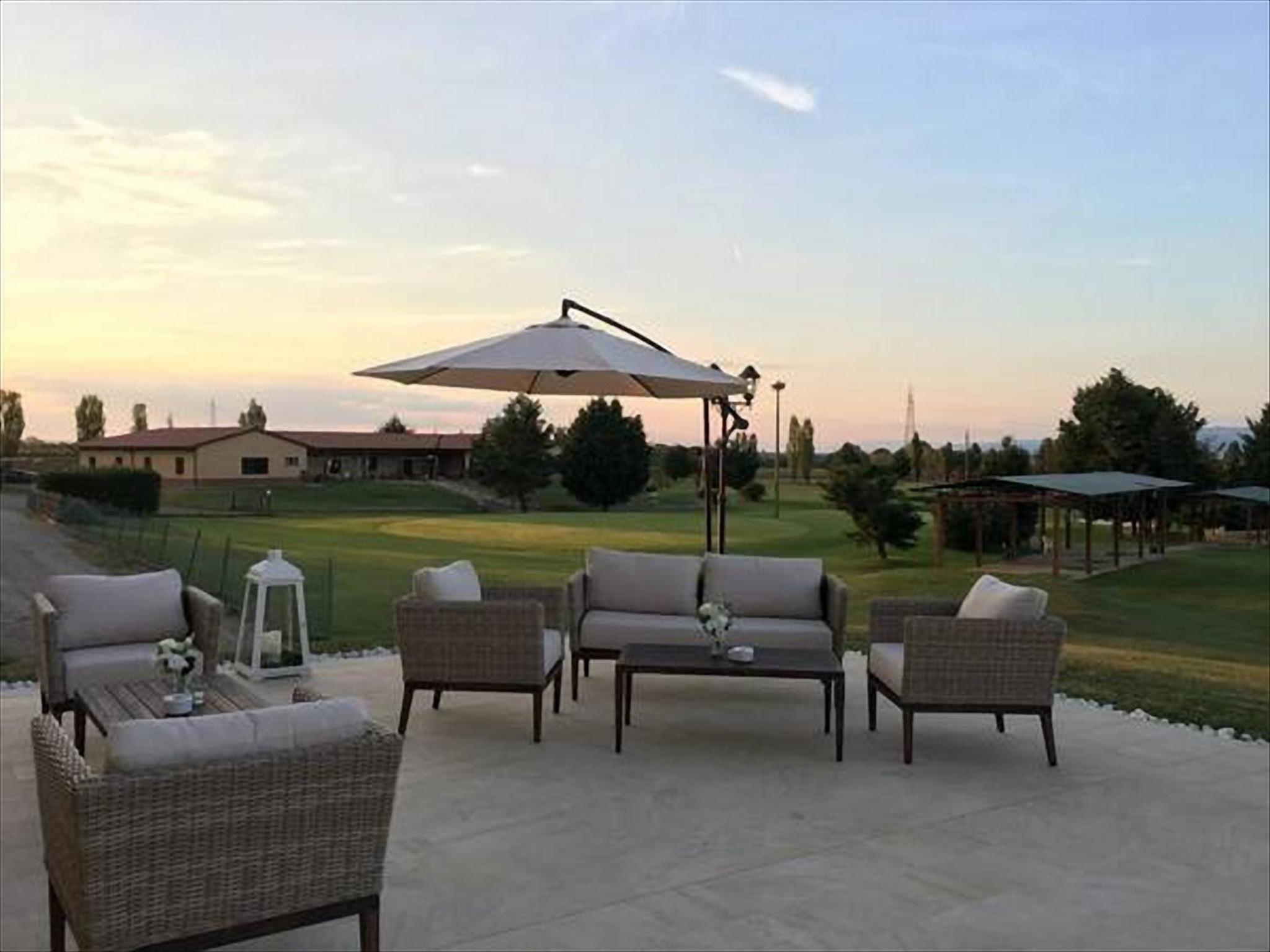 Tenuta Lamborghini Golf & Resort