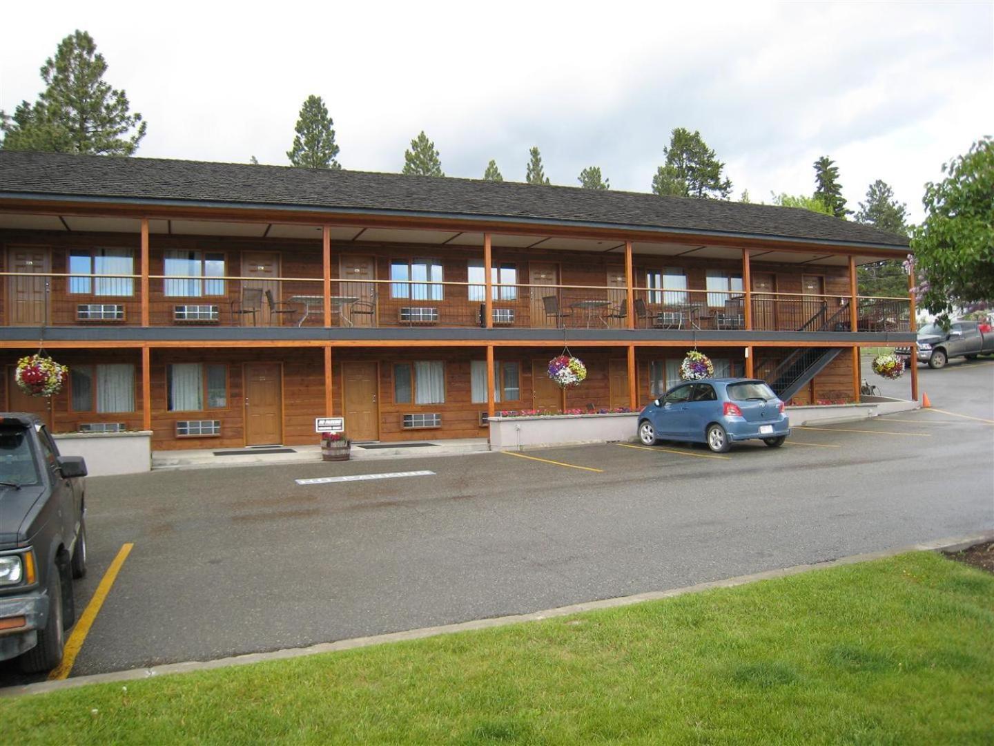 Cariboo Lodge