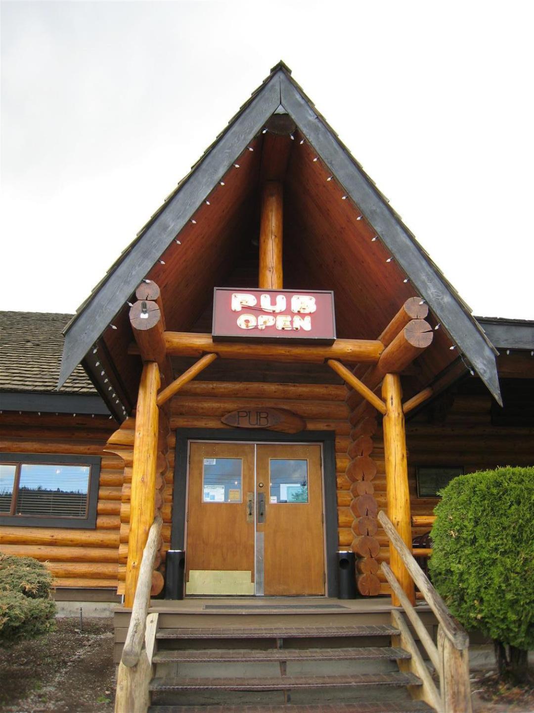 Cariboo Lodge