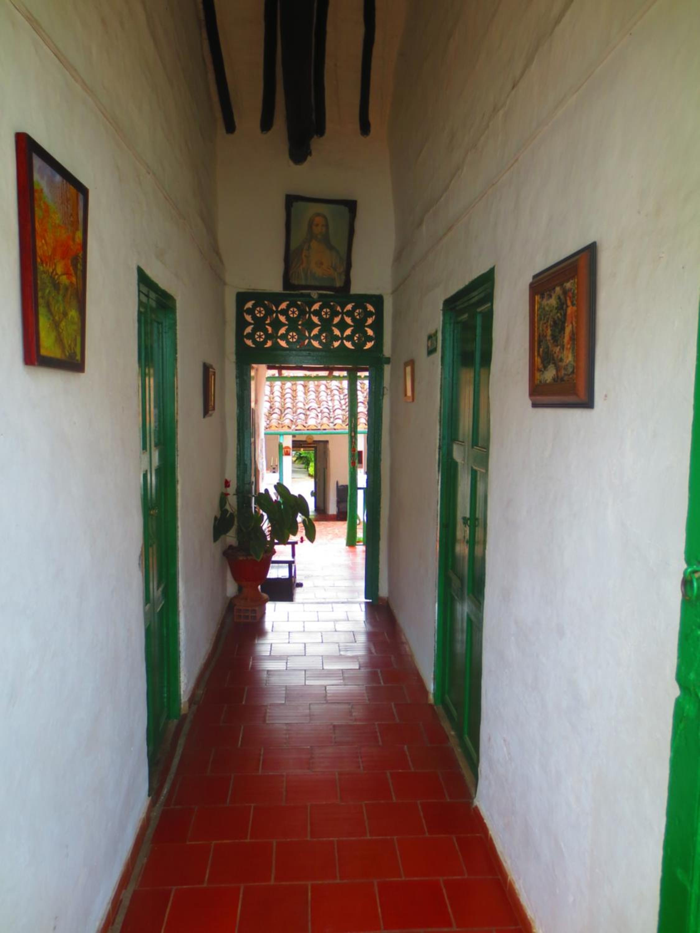 Mi Ranchito, Centro
