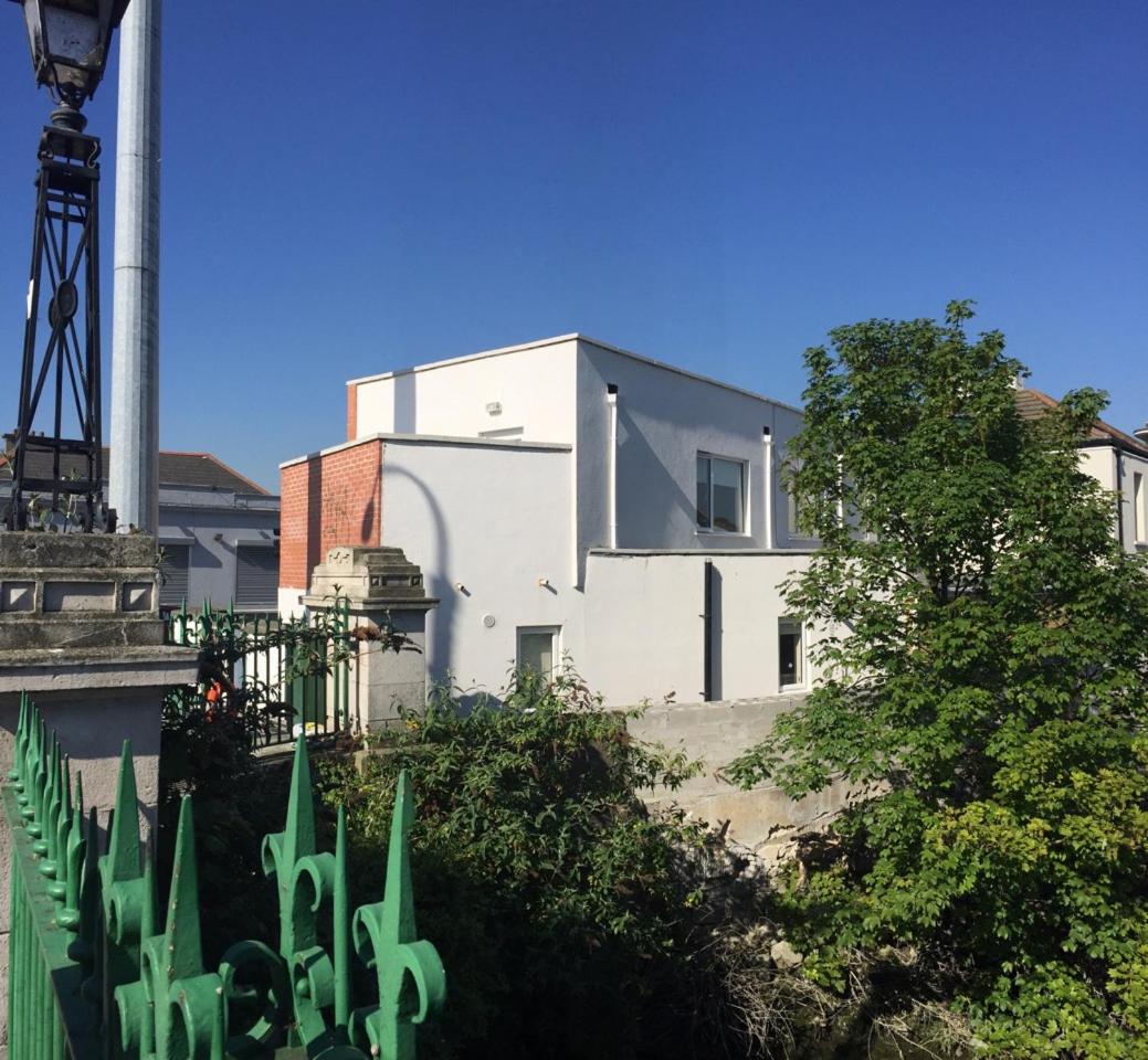 Pia House