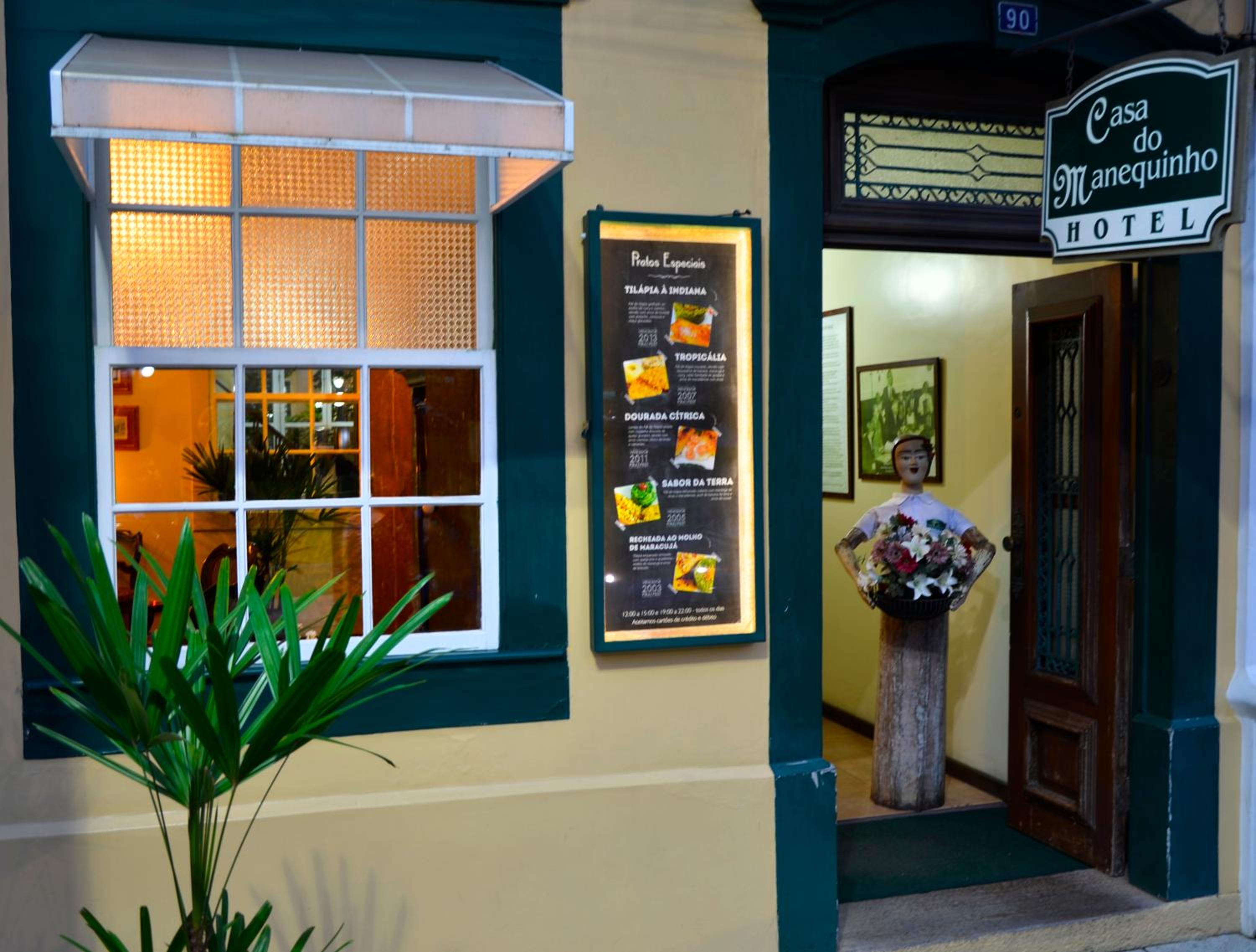 restaurant