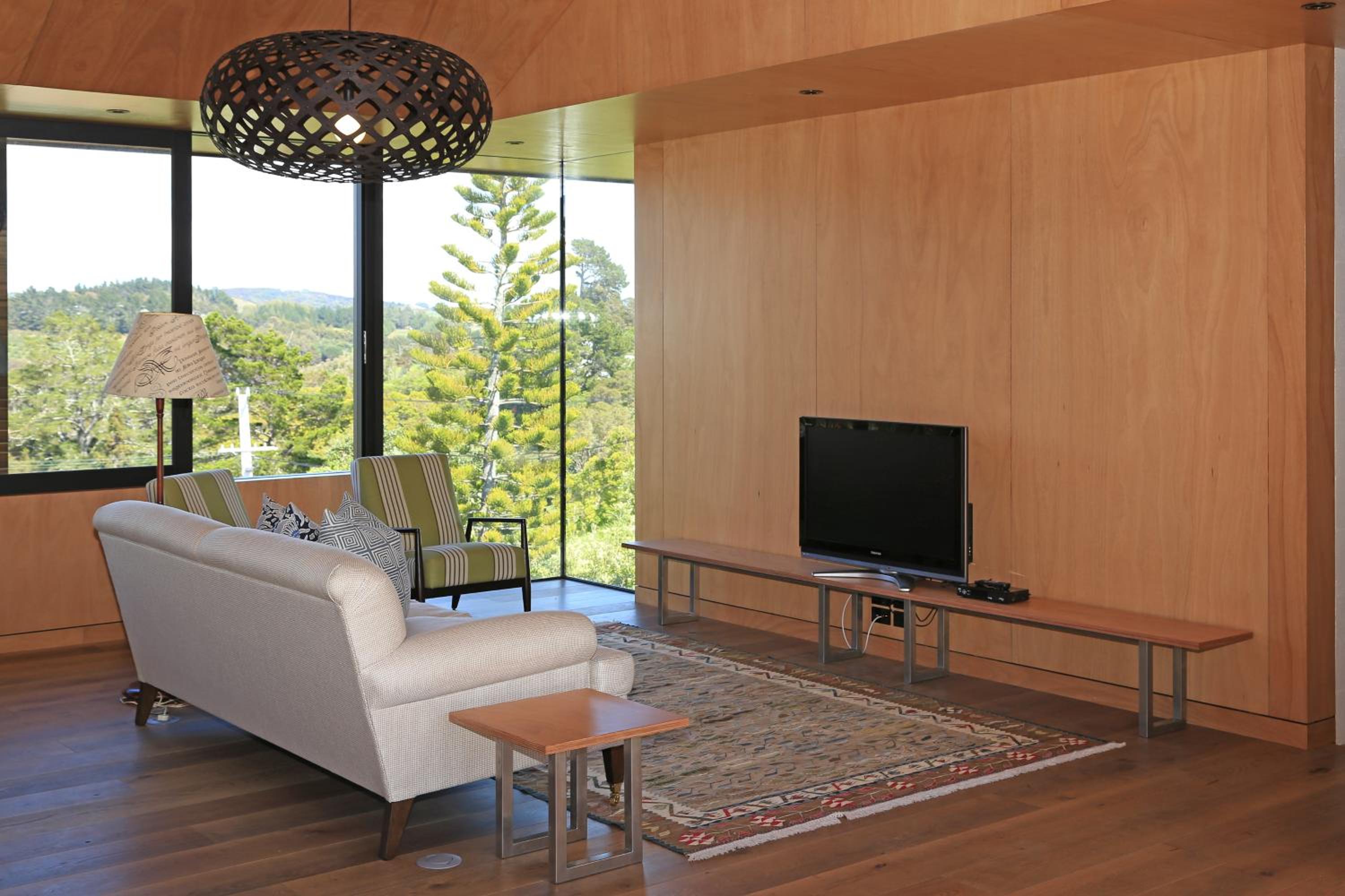 Number Five - Stay Waiheke