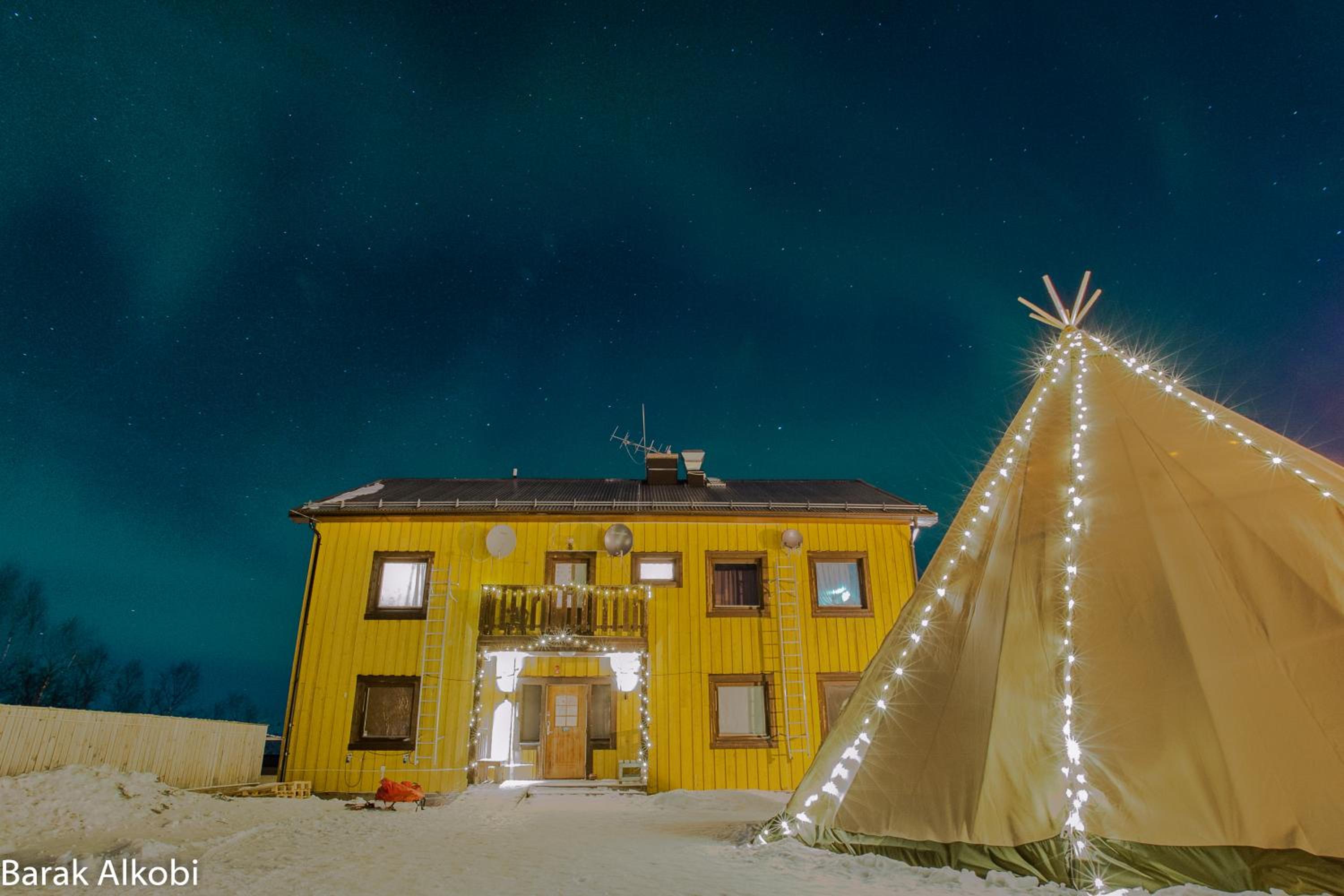 Abisko Guesthouse & Activities