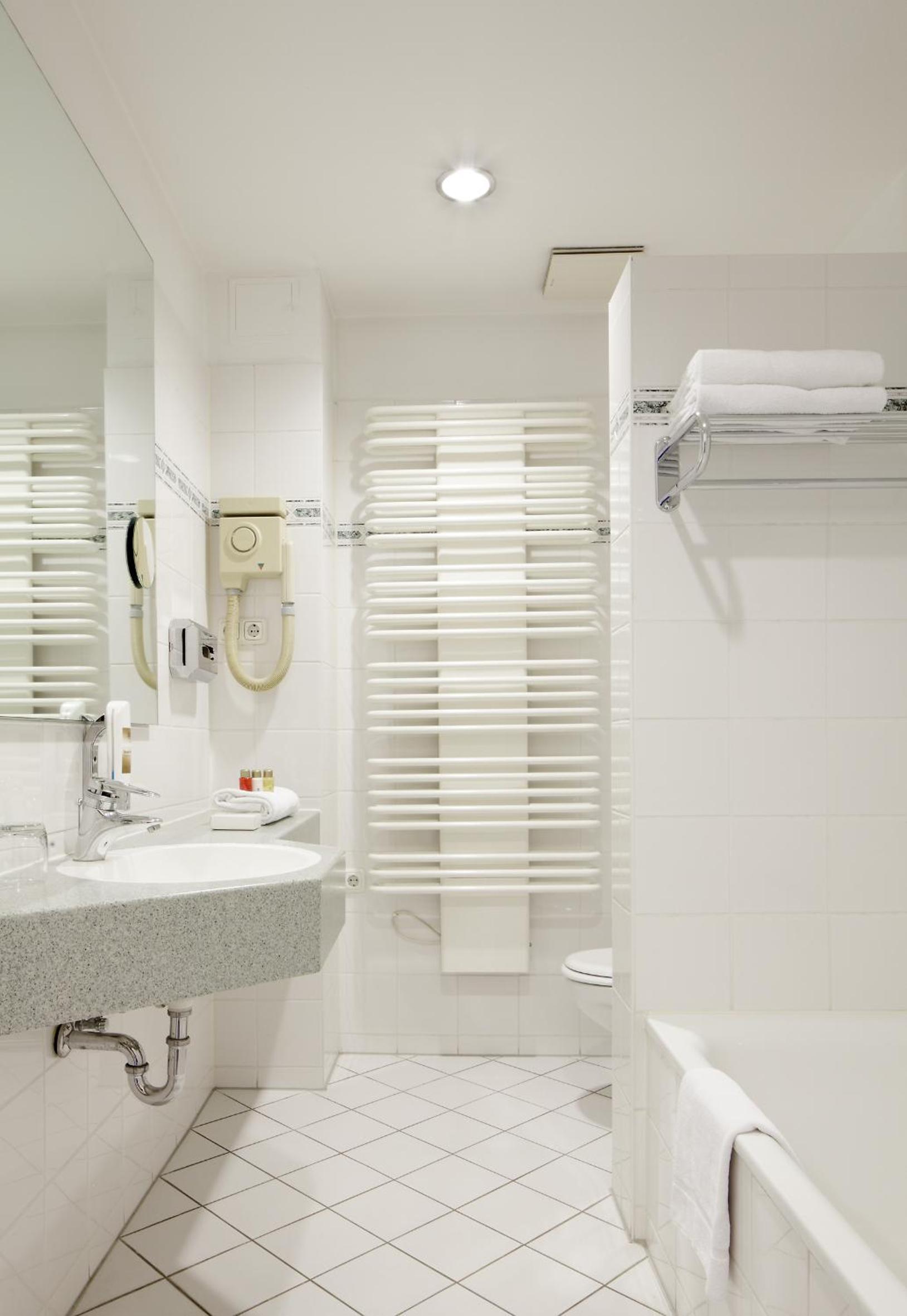 Centro Hotel National Frankfurt, Trademark Collection by Wyndham - Property Image 7