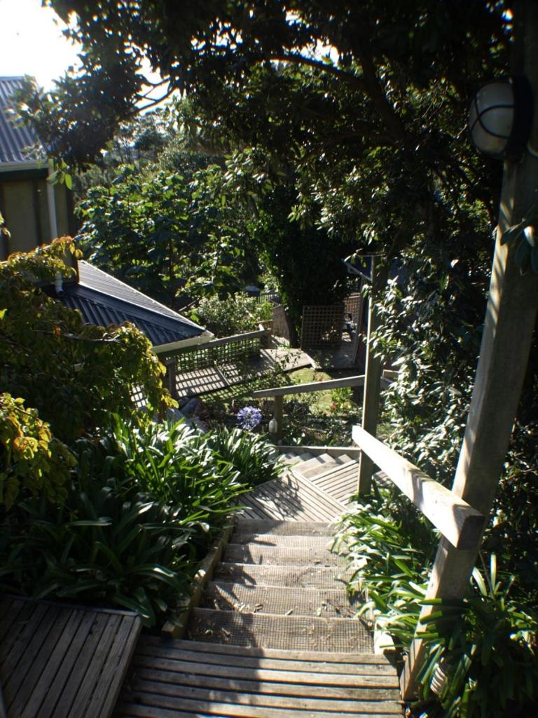 Grafton Cottage & Chalets