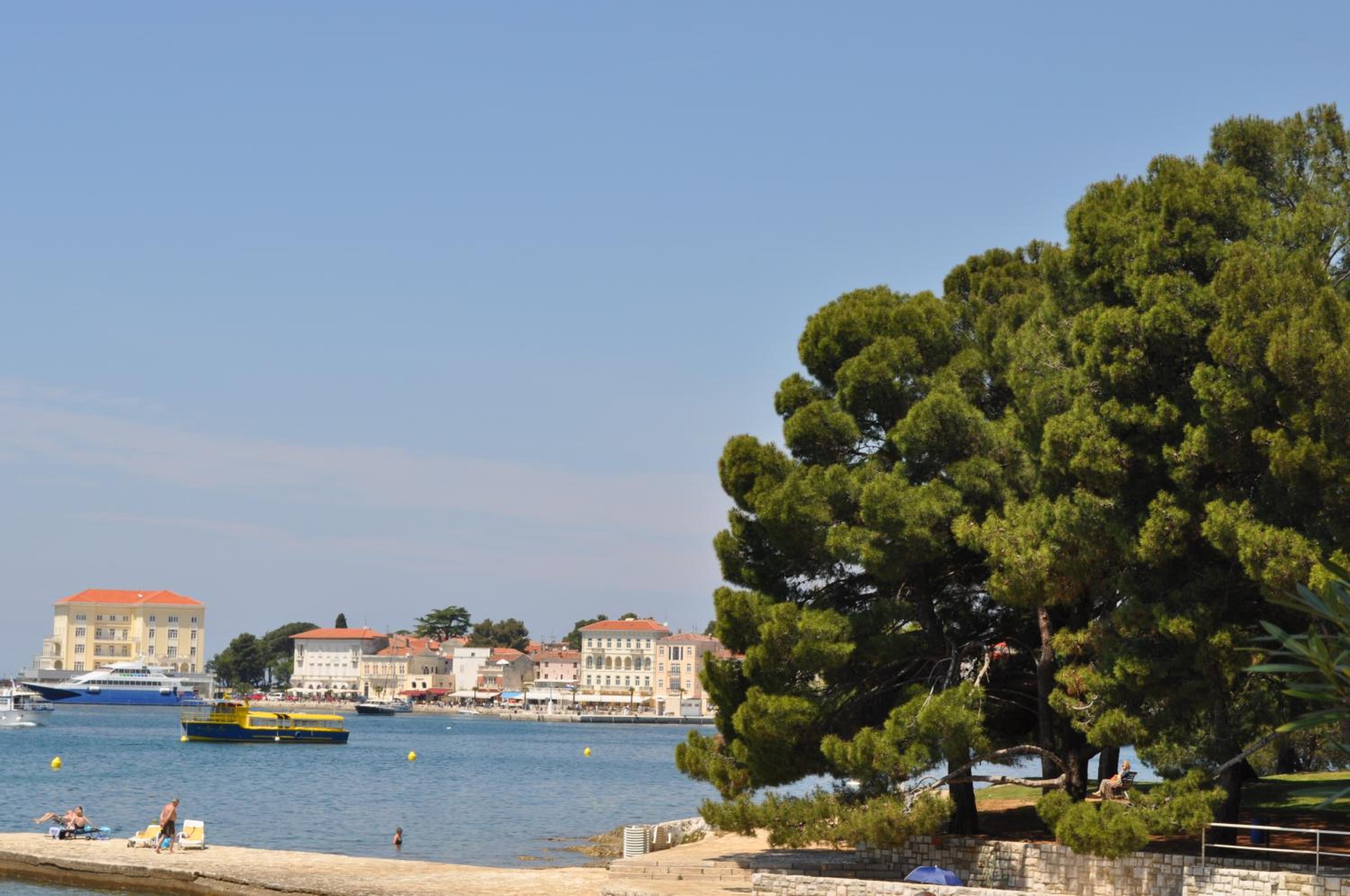 Hotel Flores - Property Image 21