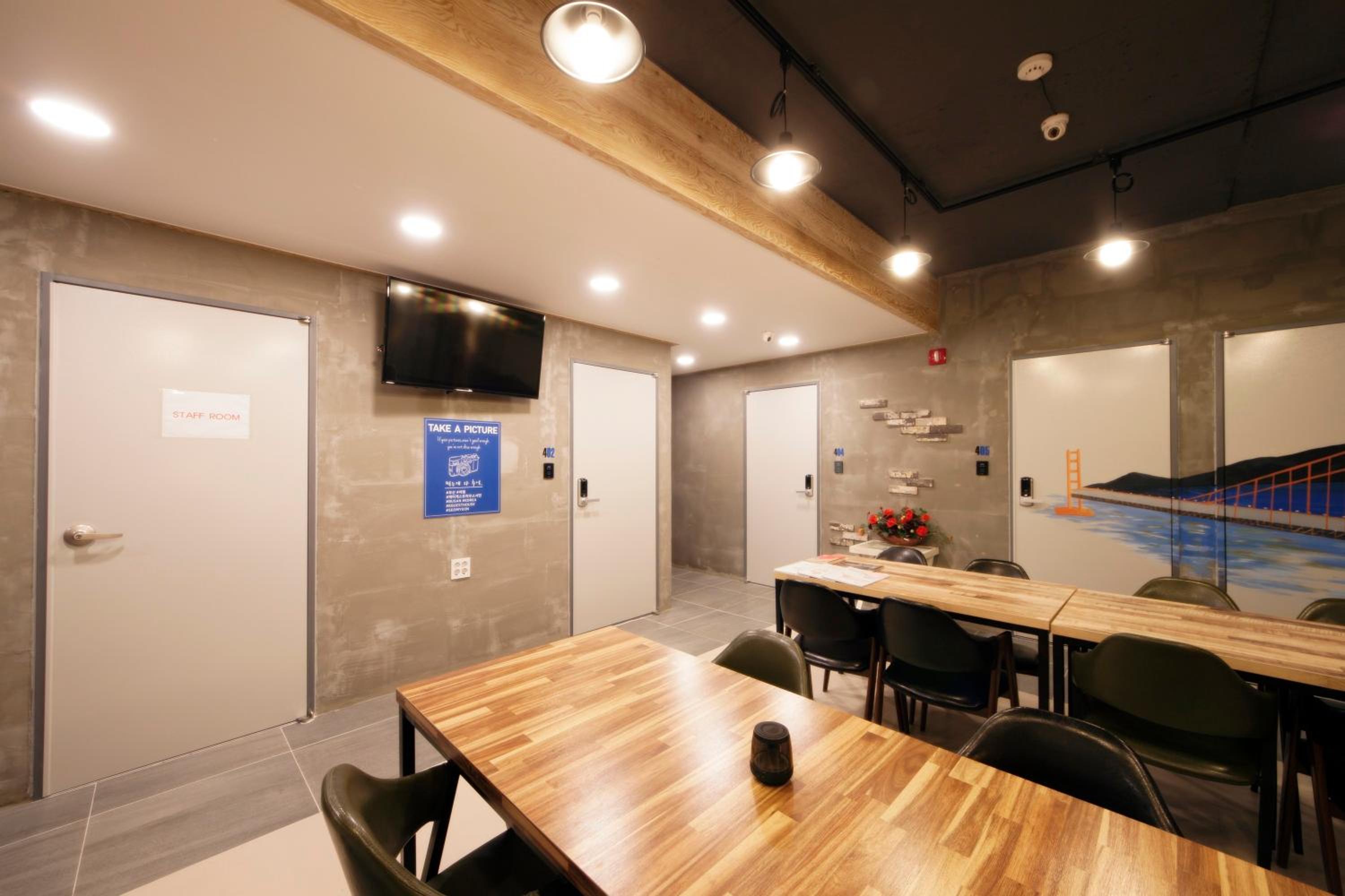 meeting & event spaces