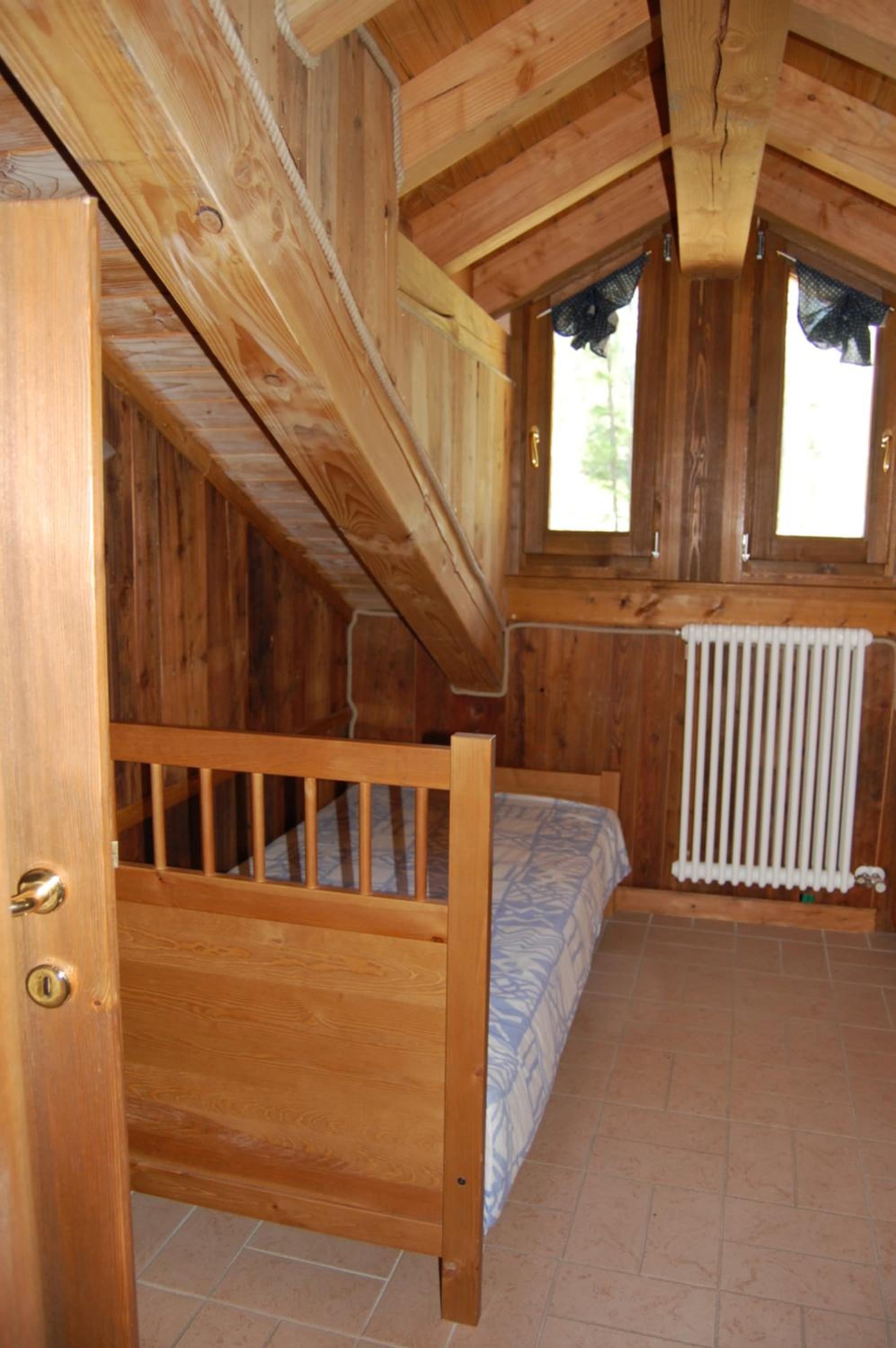 Case Gran Paradiso Rhemes Notre Dame view 3