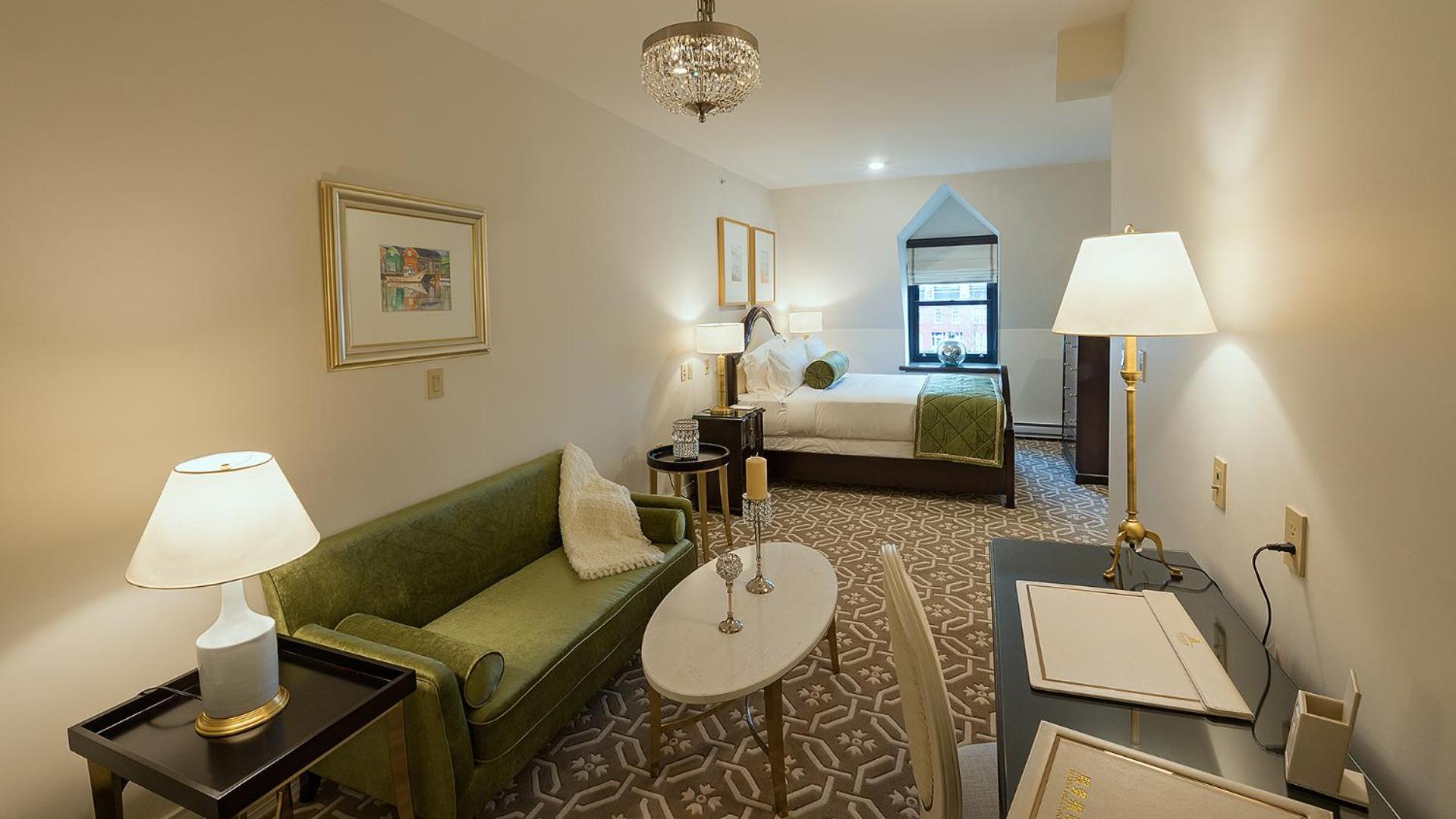Sydney Boutique Inn & Suites