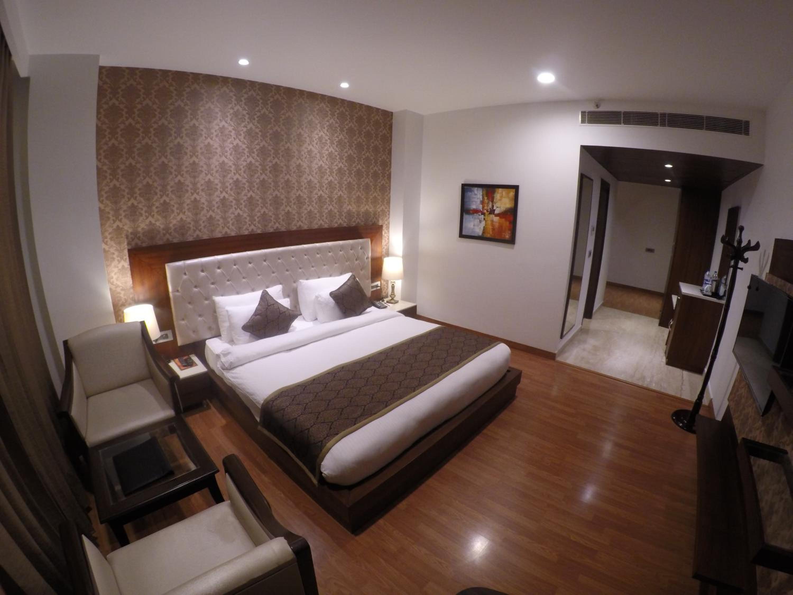 Hotel Imperia Suites